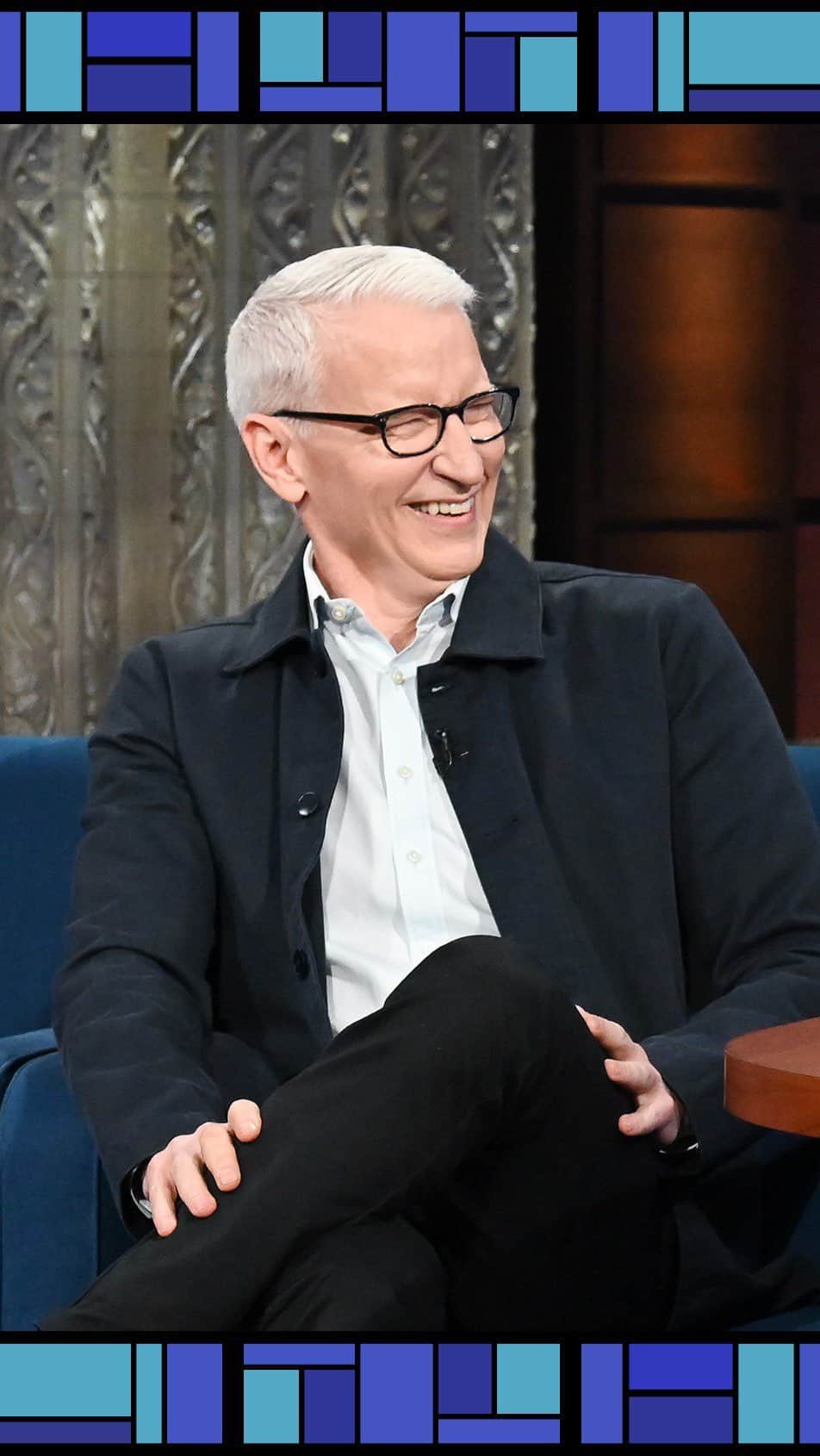 アンダーソン・クーパーのインスタグラム：「Adorable! @andersoncooper shares what his oldest son, Wyatt, thinks his baby brother smells like. 👼🏻😍 #Colbert」