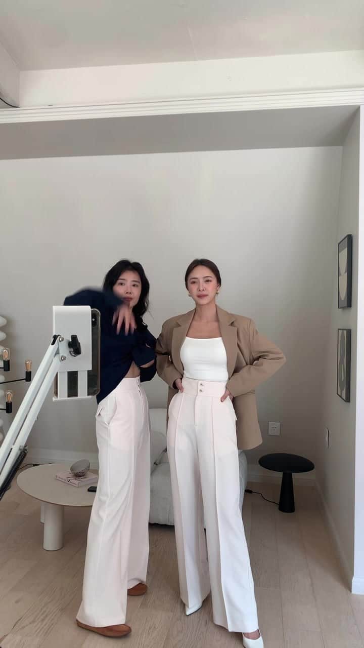 キム・ボラムのインスタグラム：「22fw 2시전까지 주문시 당일발송 🔥」
