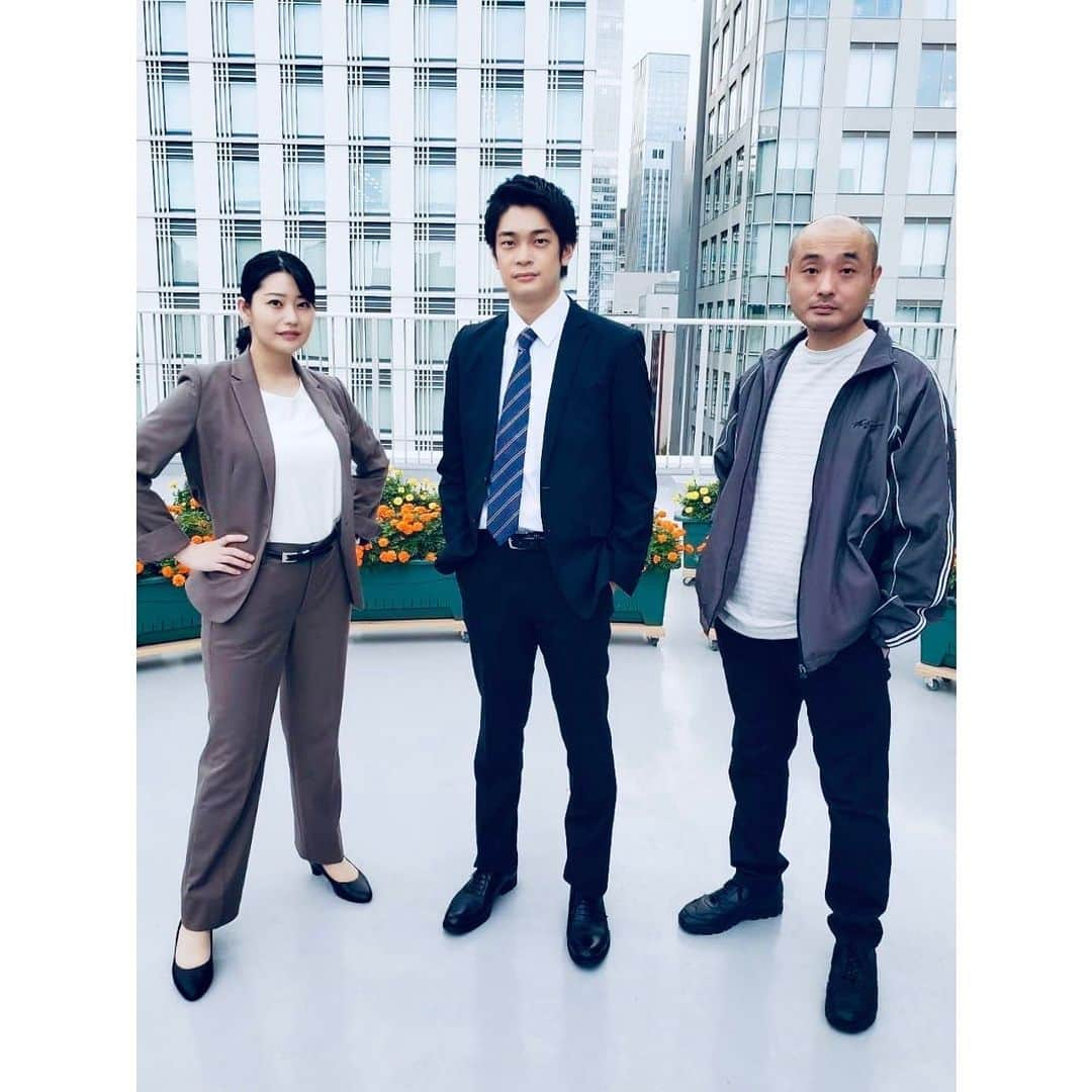 井之脇海さんのインスタグラム写真 - (井之脇海Instagram)「ドラマ「クロサギ」 本日、22時から放送開始です！！  詐欺を憎み、執拗に黒崎を追いかける刑事、神志名(かしな)を演じています。  宇野祥平さん、冨手麻妙さんとの刑事チームの連携にも注目してご覧ください☺️  #クロサギ　#金10  #宇野祥平 さん #冨手麻妙 さん #井之脇海」10月21日 13時04分 - kai_inowaki