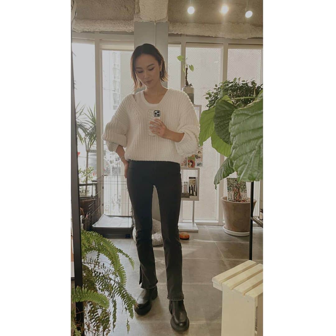 のインスタグラム：「#🍂  all @hm」