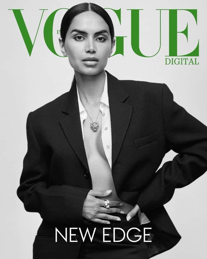 Diipa Büller-Khoslaのインスタグラム：「“In the rest of the world, so many different forms of celebrity do exist. Let's just say things are changing. We are the pioneers of the new era and making way for a different kind of celebrity or role models here. And I think we're here to stay,” says #Vogue India’s #October digital cover star Diipa Büller-Khosla (@diipakhosla). Read the full interview at the link in bio.   Photographer: Bikramjit Bose (@thebadlydrawnboy) Head of Editorial Content: Megha Kapoor (@meghakapoor) Stylist: Rupangi Grover (@rupangigrover) Video: Kris Black (@krisblackk) Art Direction: Aishwaryashree (@aishwaryashree) Words by: Shriya Zamindar (@shriyazamindar) Hair & Makeup Artist: Mitesh Rajani (@miteshrajani) Bookings Editor: Savio Gerhart (@gerhartsavio) Entertainment director: Megha Mehta (@magzmehta) Blazer @rajeshpratapsinghworks. Shirt @massimodutti. Trousers @burberry. Necklace, rings; all @cartier」