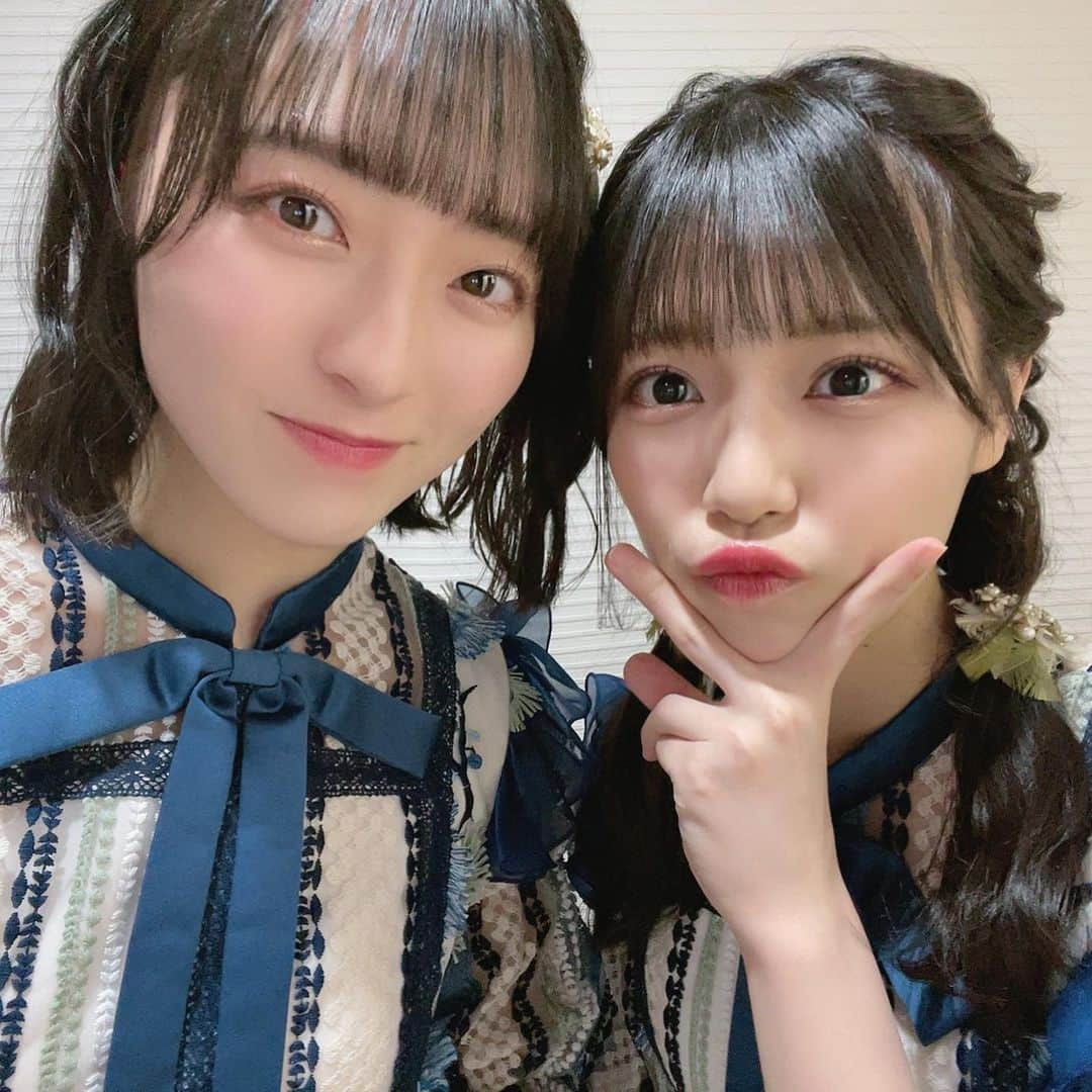 今村美月さんのインスタグラム写真 - (今村美月Instagram)「残念少女 / AKB48 さん  この楽曲の 岩田陽菜ちゃんのセリフが 可愛くて可愛くて大好きでした！ 私は次の曲が出番だったから 袖からいつも見てましたし 配信のアーカイブを見て 寂しい表情をしている ぴよなそを見たりして うお〜寂しい顔してるぅうう かわいいい って喜んでました そんな岩田陽菜ちゃんが いろんな表情を見せてくれる 写真集が発売されるということで とても楽しみにしています 11/2 発売『選べないクレヨン』 お楽しみに！！！ Amazonリンク↓ https://www.amazon.co.jp/dp/4046056339  ここを選んだ理由は 確かにな〜と思ったからです！  #僕たちの恋の予感 #僕恋公演 #残念少女 #AKB48  #岩田陽菜 #選べないクレヨン  #美文字 #美文字になりたい #美文字練習中  #calligraphy #idol  #fontdesign  #font  #japaneseculture #handwriting #calligraphyart #calligraphylover #japanesecalligraphy」9月27日 23時38分 - immr_mitsuki