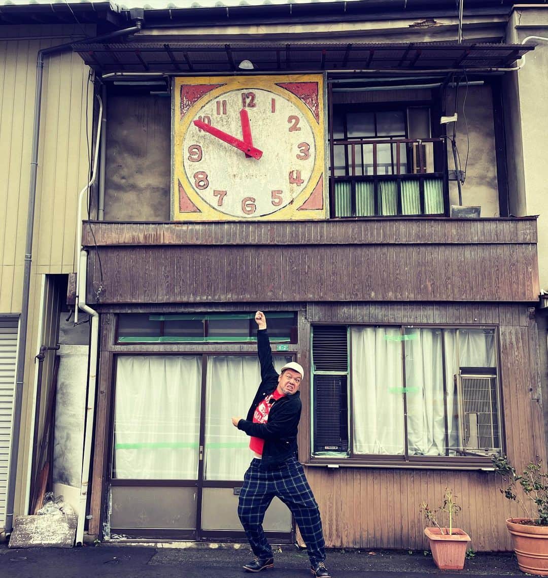 くっきー（川島邦裕）さんのインスタグラム写真 - (くっきー（川島邦裕）Instagram)「#ロケで #偶然遭遇‼️ #大好きな映画の場所だ‼️ #偶然とはいえ #うれしすぎっ‼️ #やったー😭 #プロジェクトA #ジャッキーチェン #てぽっ❤️」9月27日 15時48分 - nikuguso_taro