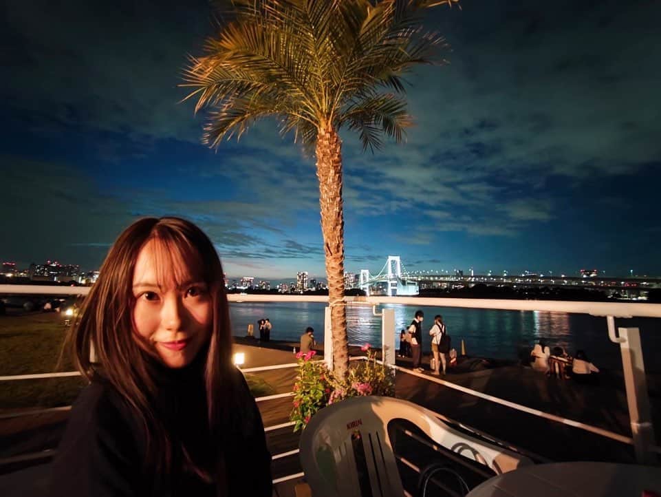 のインスタグラム：「最近ほんとに海好き🏖 . . . #お台場 #お台場海浜公園 #うみ #海 #odaiba #夜景 #東京湾」