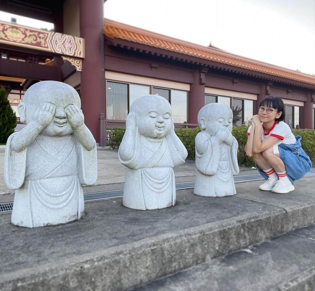 時東ぁみさんのインスタグラム写真 - (時東ぁみInstagram)「見ざる、聞かざる、言わざる、メガネ猿 ・ 親父ギャグみたいになってもたw 1泊だけ誕生日旅行ってきました☆ 少しずつ更新するね！ ・ たくさん寝られて幸せでした〜☆ ・ #時東ぁみ #誕生日 #誕生日旅 #バースデー #birthday #birthdaytrip #見ざる言わざる聞かざる #メガネ猿 #親父ギャグ #旅行 #trip #幸せ #群馬 #群馬観光 #gunma #伊香保 #伊香保温泉 #伊香保観光 #佛光山法水寺 #法水寺 #プチ台湾 #台湾」9月27日 20時44分 - amitokito