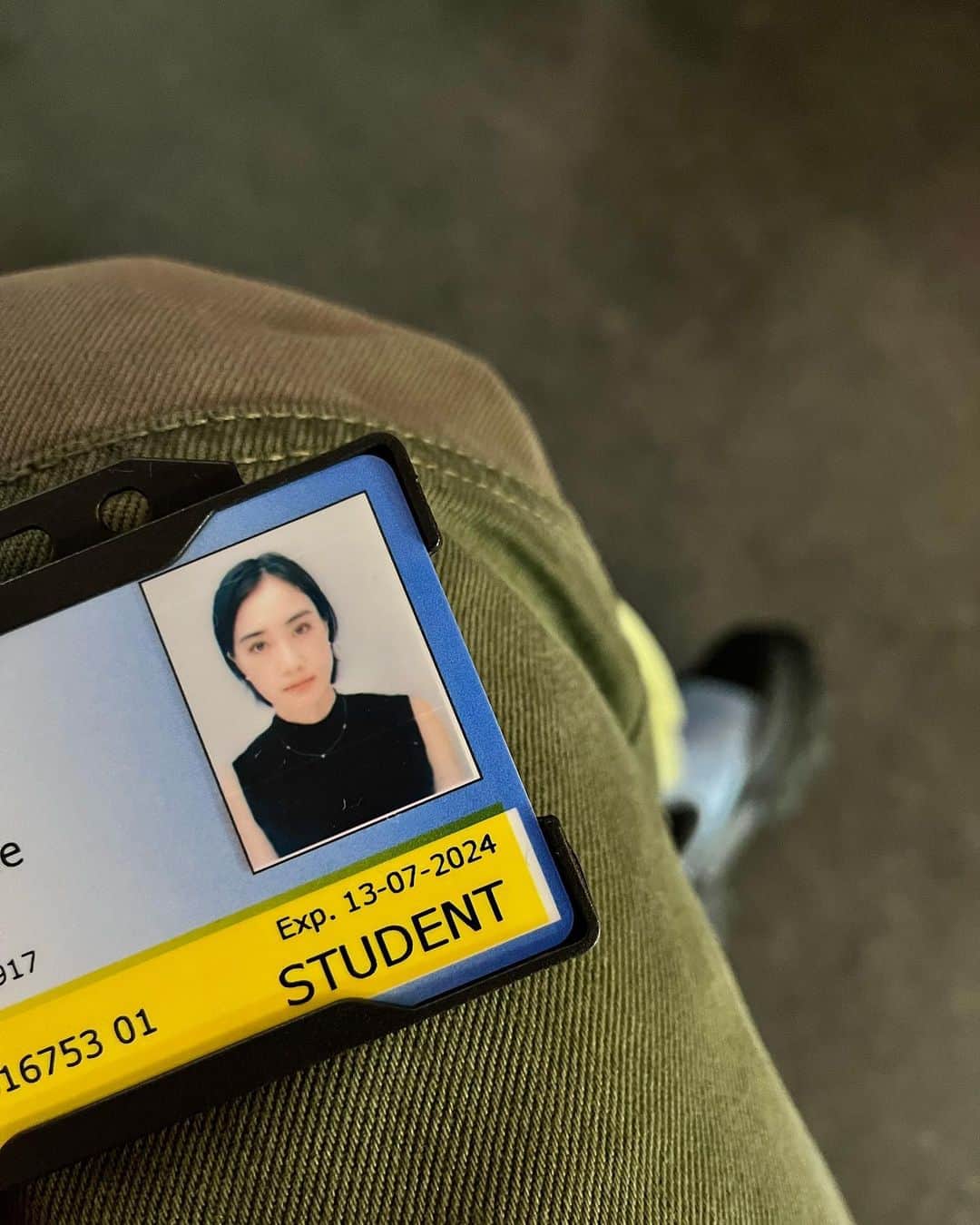 渡邉香織のインスタグラム：「Back to school🥳☁️🫵🏻」