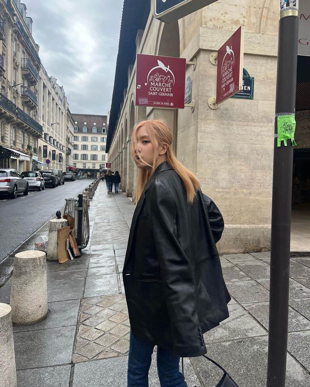 ロゼさんのインスタグラム写真 - (ロゼInstagram)「🥖」9月27日 22時33分 - roses_are_rosie