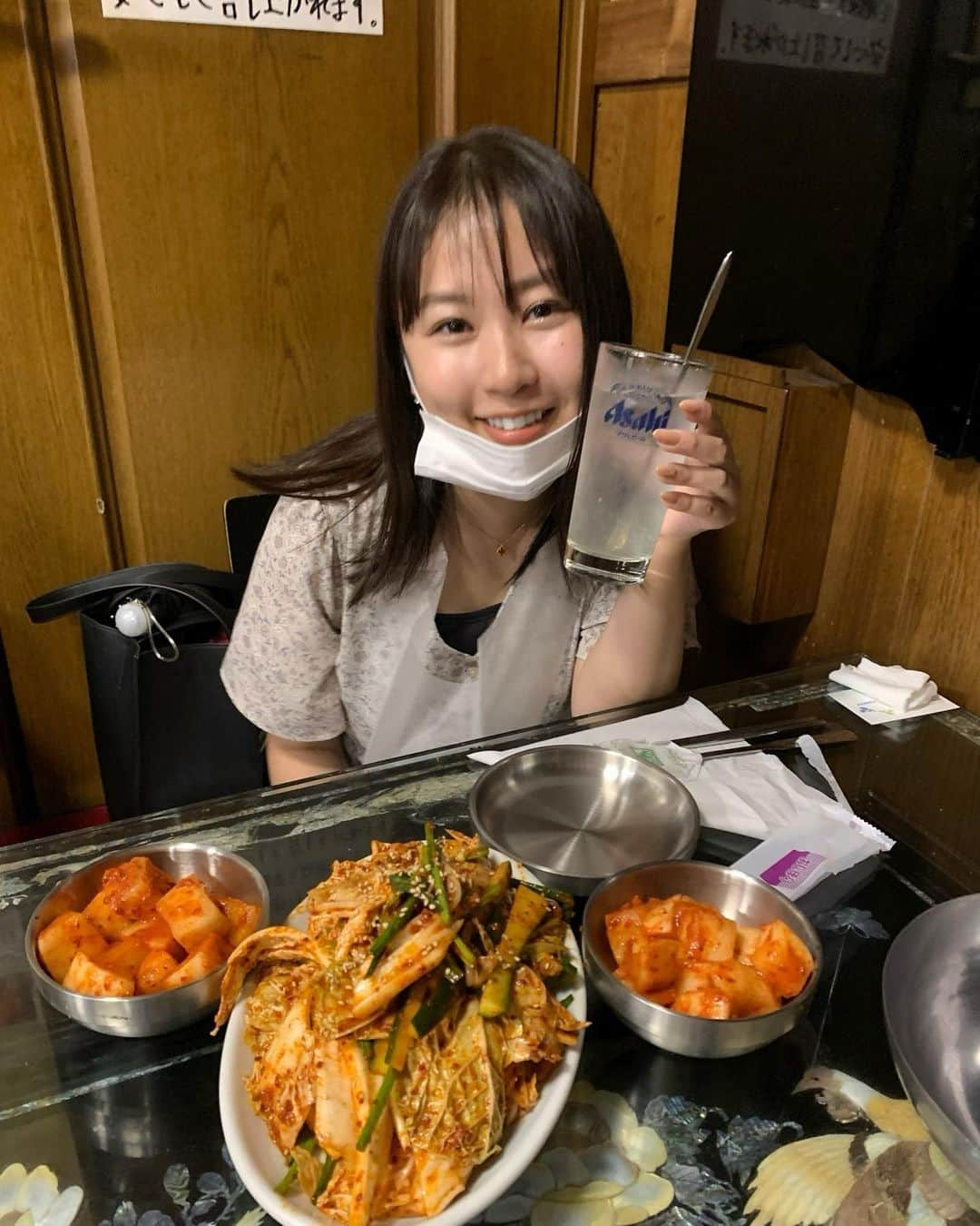 西田麻衣さんのインスタグラム写真 - (西田麻衣Instagram)「ご覧の通りまた  やらかしてますね🐷  住民票ここに移したいぐらい  毎日通いたいです  感謝感謝の日😌  #4名様で🥘 #東新宿にある #老舗韓国料理屋さんで #カムジャタン #賑わう😂 #〆のおじやも絶品 #自家製白菜キムチ最強過ぎて #おかわり #もう市販のキムチ食べれるか不安 #すごいボリュームキムチ伝わりますか #韓国料理 #お得意の #レモンサワーと共に🍋 #韓国料理だいすき♡ #30年以上も歴史のあるお店 #昼間から贅沢な時間 #幸せ😚 #男子はバリバリ #尊敬出来る仕事人間が良いけど #女はのんびりがいいよ😌笑 #伝統韓国料理松屋 #またすぐ行きたいです❤️‍🔥」9月28日 2時48分 - mai.nishida.official