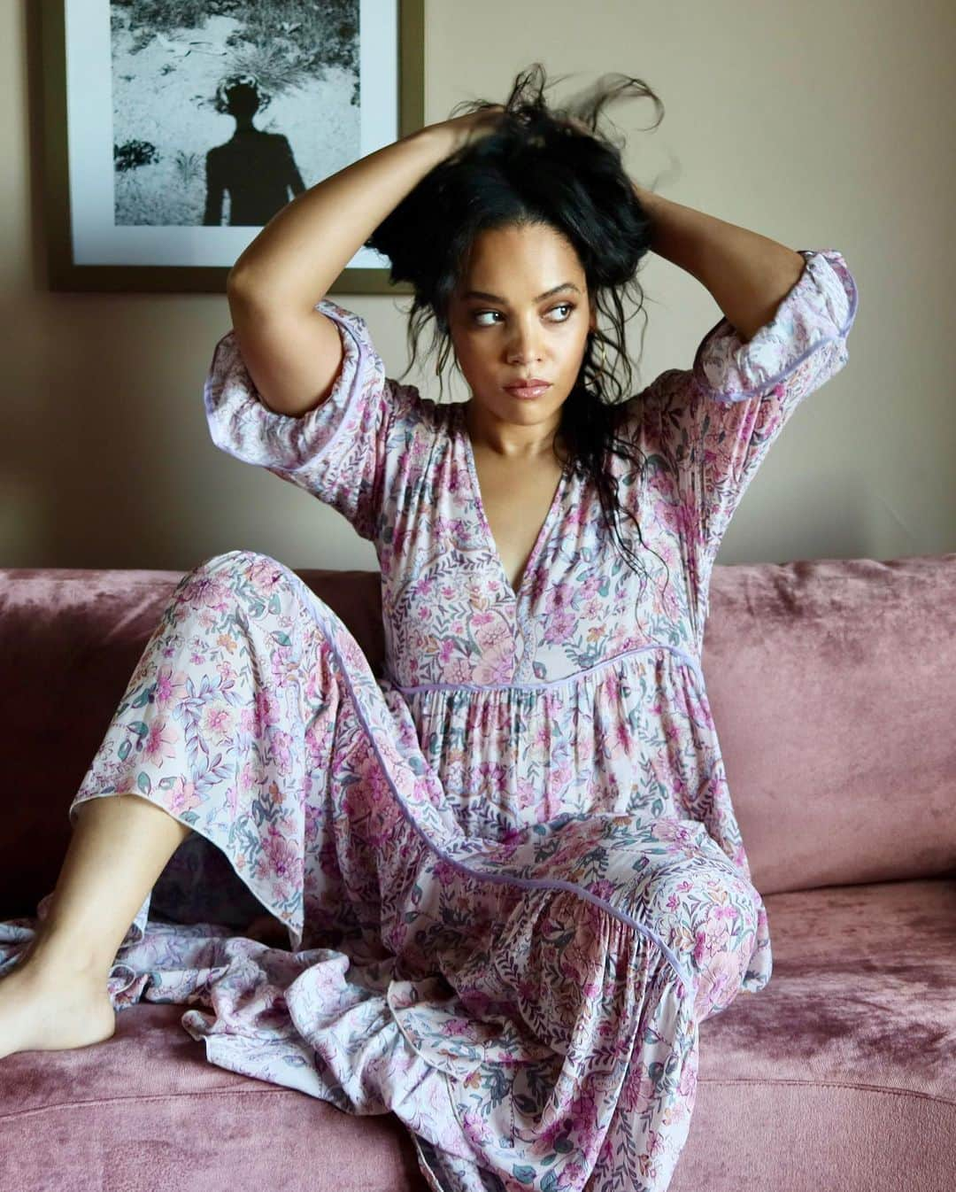 ビアンカ・ローソンさんのインスタグラム写真 - (ビアンカ・ローソンInstagram)「“Bianca Lawson is a bare beauty and beyond. She is super smart, deeply caring and creative. She has starred as Darla in the OWN drama “Queen Sugar” since 2016. The final season is airing now if you want to catch a glimpse of this talented female force in action. We are especially fond of Bianca’s open and honest ways. We chat with her about what’s up next, how she achieves a luscious lip, her best friend, cool style and bare essentials. Scroll down and tune in to this one of a kind super soul.” Thank you @tina_turnbow @the.baremag 🤍」9月28日 6時28分 - biancajasminelawson