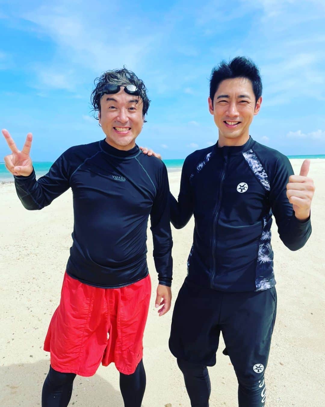 ムロツヨシのインスタグラム：「本日19時より フジテレビさんにて 二人旅 放送ですっ よろしければ、晩ごはんのお供に いかがですか？」