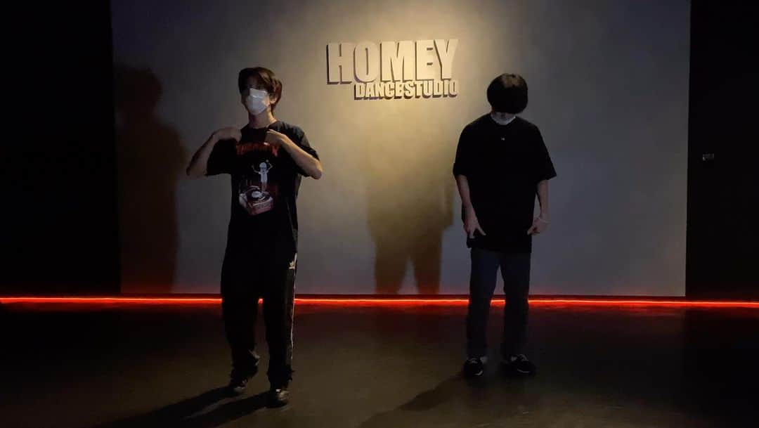 道木来明のインスタグラム：「・ choreography / @tenpeko  @homeydancestudio  ありがとございました！ ・ w / @sho_go505  ・ ・ ・ ・ #dance #hiphop #homey #choreography」