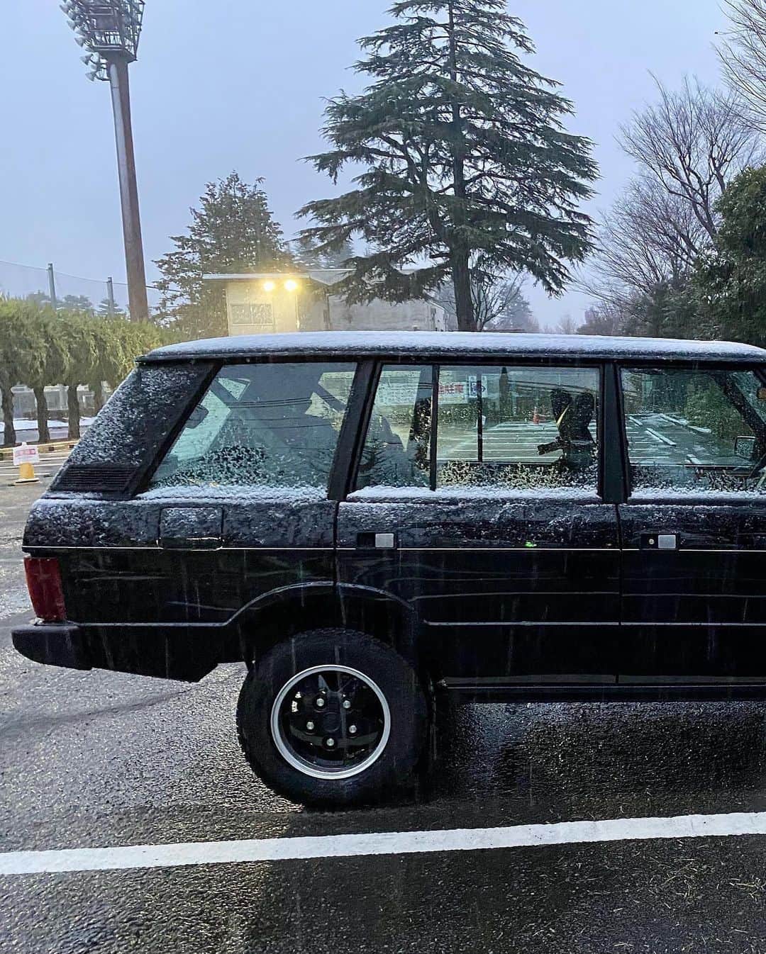 PURIさんのインスタグラム写真 - (PURIInstagram)「About 2 years.  Thank you for all the memories. See you again.  #rangerover  #rangeroverclassic #レンジローバークラシック #思い出として」9月28日 19時04分 - puri0621