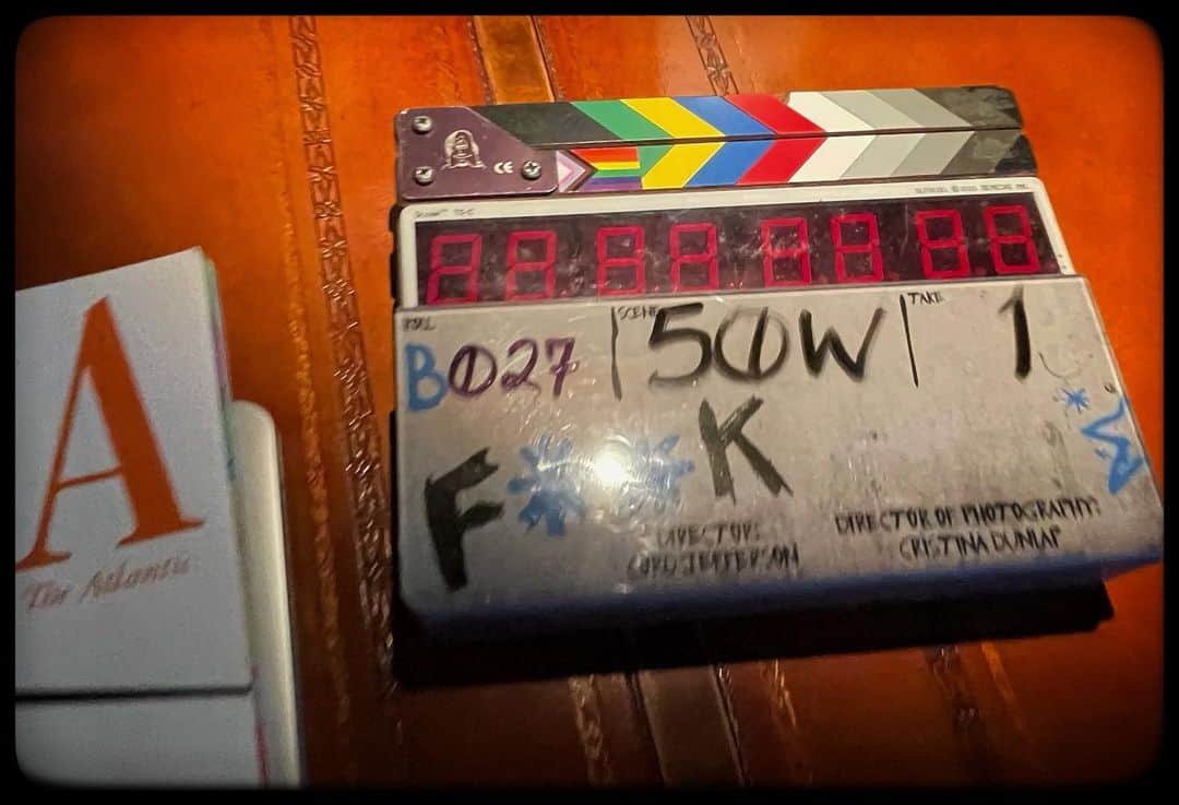ジェフリー・ライトのインスタグラム：「Wrapped. 🧐」