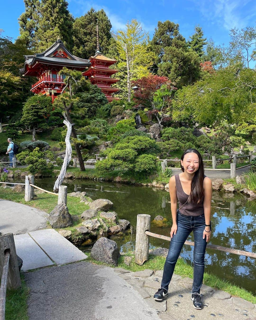 空まどかさんのインスタグラム写真 - (空まどかInstagram)「LA✈︎✈︎✈︎SF  サンフランシスコ初上陸！ 都市より自然派の私なので、ずっと後回しにしてきましたが、LA住んでてSF行ったことないの？！ とめっちゃビックリされるので、一応行ってきましたwww  観光して写真撮って、 アルカトラズ刑務所も行ってきた！ 楽しかった〜❤︎ #sanfrancisco #goldengatebridge #japaneseteagarden #alcatrazprison #trolley #folsomstreetfair」9月29日 4時21分 - sky_madoka