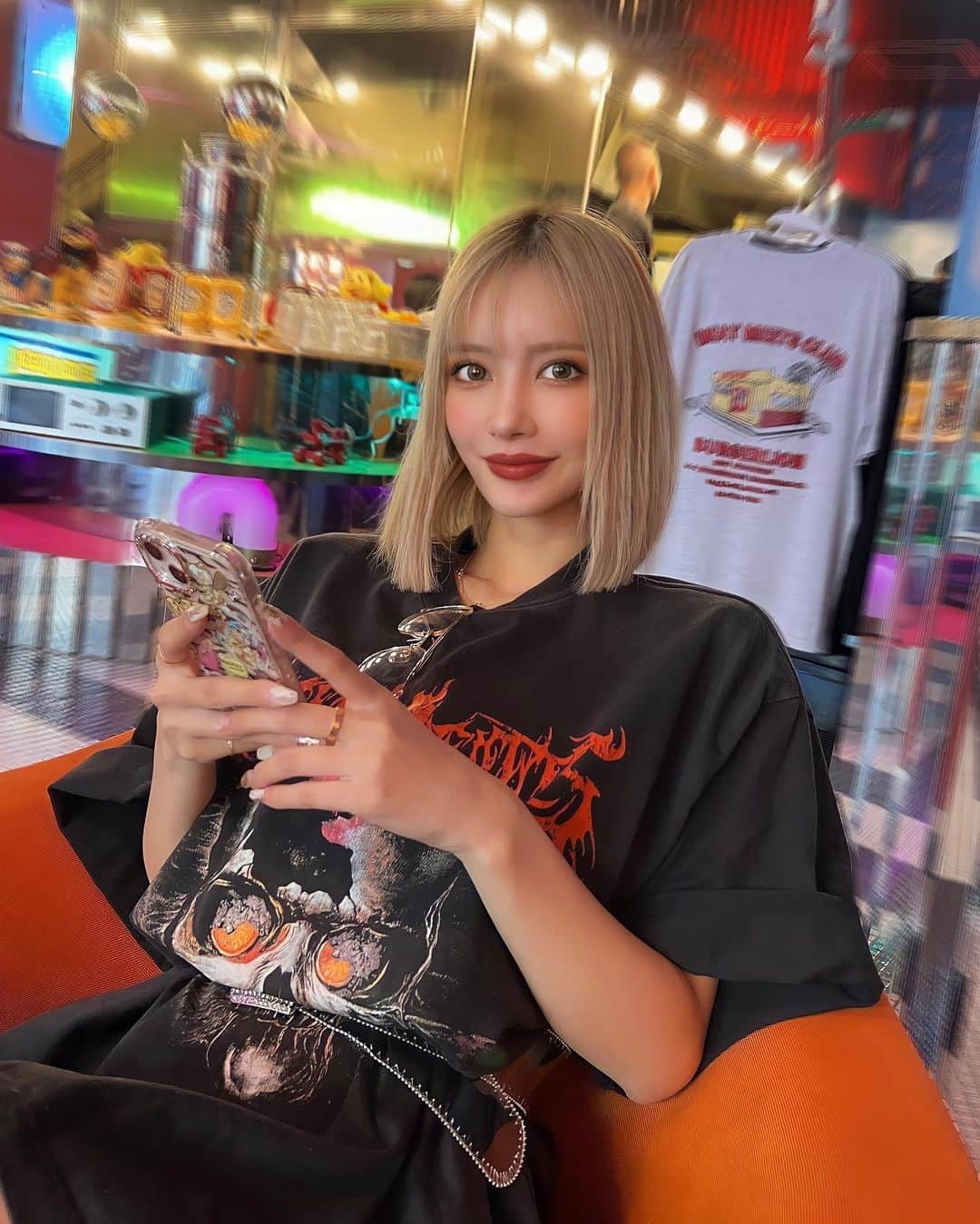 Ayakaさんのインスタグラム写真 - (AyakaInstagram)「. 可愛いハンバーガー屋さん行った🍔 . #me」9月28日 21時20分 - _81181004