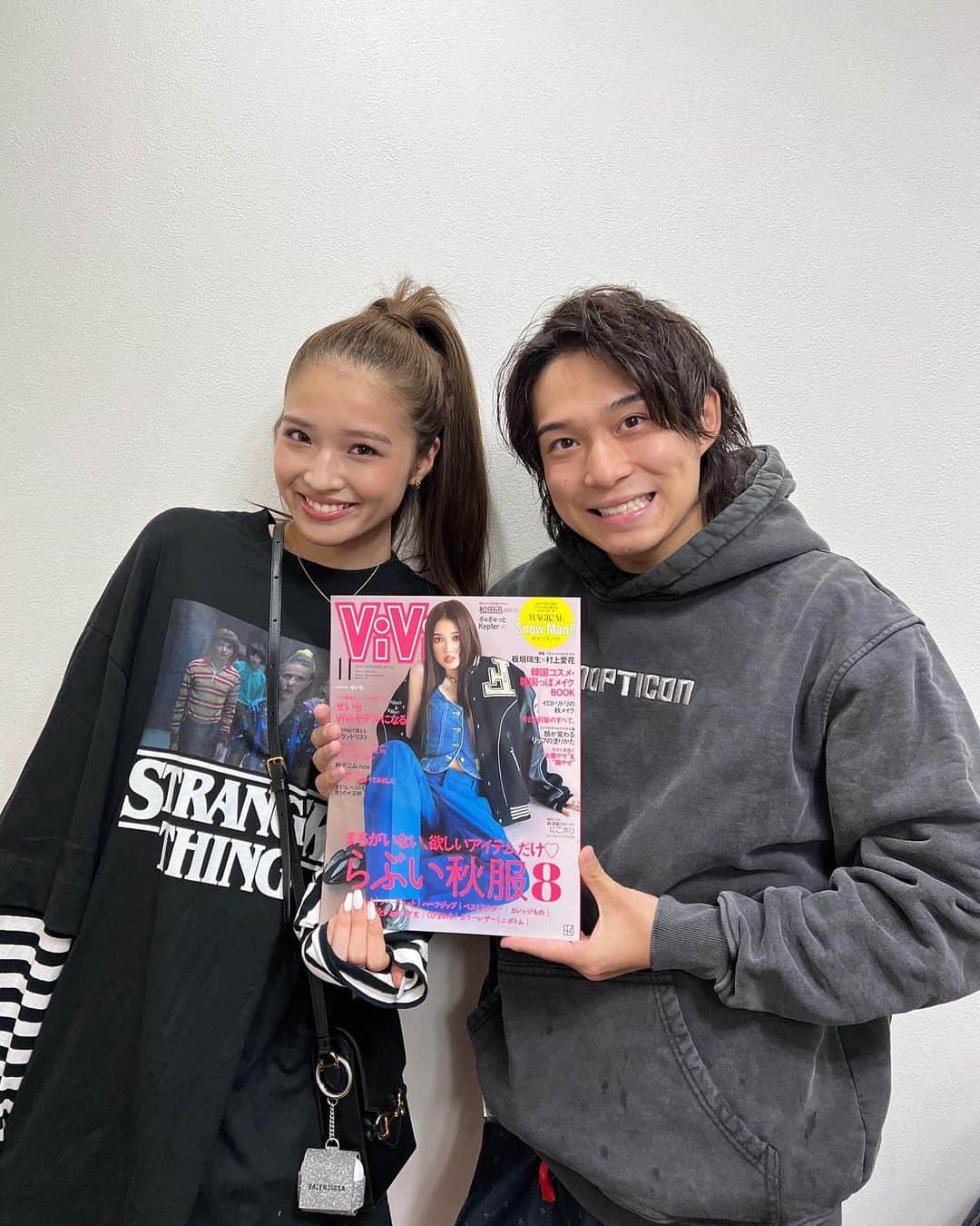 ごうたさんのインスタグラム写真 - (ごうたInstagram)「. 聖良改めてViVi専属おめでとう🎊  もう半年以上二人三脚でやってきたので正直とても感慨深いものがあります。  今年の始まりくらいから本格的に聖良のマネジメントも任せてもらって最初はどういうテンションでやっていいのかわからずとても気を使ってしまってたし聖良にも気を使わせてしまったと思います笑  女性物のブランドなども全くわからず右往左往してしまって迷惑かけてしまったと思いますが倉科さんをはじめとする周りの方々に助けて頂きかなり詳しくなりました笑 倉科さんその節はとてもお世話になりました。今後ともよろしくお願い致します！  聖良は表には出しませんがとても努力家で大事な撮影がある時は目に見えてわかるくらいに絞ってくるので正直心配になってしまいます。 でもそのくらい熱心な仕事に対する姿勢とても尊敬していてその度僕も刺激を貰います。 きっと悩みを抱え込んでしまうこともあると思うので何かあったら何でも相談してね。  目標は1つずつ達成していってるのでこれからも一緒に夢を追いましょう！  そして聖良のマネージャーとして仕事を1から任せてくれた社長にも感謝です。 この半年でだいぶ成長できた気がします。 その信頼に応えられるようにこれからも全力で頑張るので任せてください💪  ps.最近聖良また絞りすぎてる気がするのでぼんさんと共に今度ラーメン二郎に連行しようと思います。マシマシ喰らいましょう。  #セイラノシフク_」9月28日 22時04分 - com.gota.manager