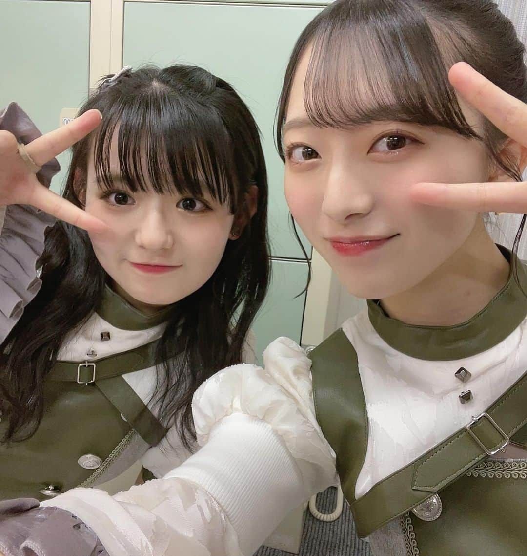 今村美月さんのインスタグラム写真 - (今村美月Instagram)「となりのバナナ / AKB48 さん  2人楽曲ってちょっと憧れますよね☺️ 私はこの楽曲をするなら お姉さんパートをやりたいです 相手はありちゃんがいいかなあ 峯吉愛梨沙さんは 所々大人ぶってくるので ぴったりだなと思います☺︎笑  #僕たちの恋の予感 #僕恋公演 #となりのバナナ #AKB48 #峯吉愛梨沙  #美文字 #美文字になりたい #美文字練習中  #calligraphy #idol  #fontdesign  #font  #japaneseculture #handwriting #calligraphyart #calligraphylover #japanesecalligraphy」9月28日 23時14分 - immr_mitsuki