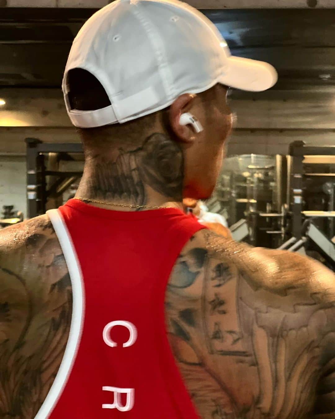 中村直輝さんのインスタグラム写真 - (中村直輝Instagram)「#tattoo #japanesetattoo #training #workout #nike #cronos #fitness  #クロノスアパレル   タトゥーと筋肉が1番クール。  自分が自分で在るために。」9月29日 0時27分 - _naokinakamura_