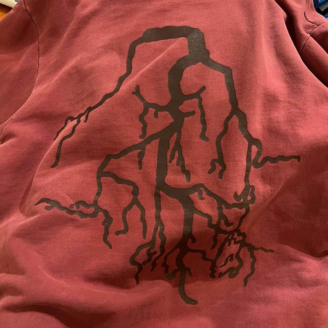 ロザッチさんのインスタグラム写真 - (ロザッチInstagram)「サイズ52のVC…奇跡😌  #rafsimons #rafsimonsarchive #rafsimonssecond #rafsimonsarchives #rafsimonsforsale #glamb #ysl #saintlaurent #saintlaurentparis #numbernine #numberninearchives #numberninesecond #chromehearts #chromeheartsofficial #bottegaveneta #bottega #yohjiyamamotopourhomme #yohjiyamamoto #yohji」9月29日 17時19分 - rozacchi