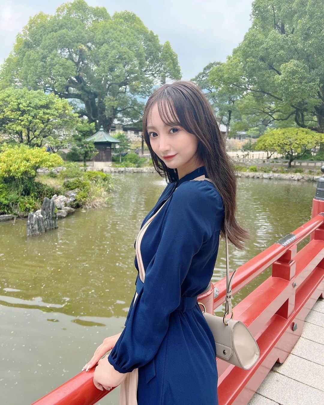 愛森ちえさんのインスタグラム写真 - (愛森ちえInstagram)「* * このワンピース着てると たくさん褒めてもらえる お気に入りです☻︎ * * #ちえしふく * #アイドル #idol #グラビア #gravure #グラビアアイドル #インスタグラビア #奶 #粉我 #ビジョビ #ootd #fashion #cordinate #私服　#私服コーデ #コーディネート #デート #福岡 #福岡旅行 #福岡観光 #太宰府天満宮 #太宰府 #ワンピース #diet #ダイエット #骨格ストレート #骨格ウェーブ #彼女感 #彼氏目線 #redyazel」9月29日 17時32分 - elsy__chie