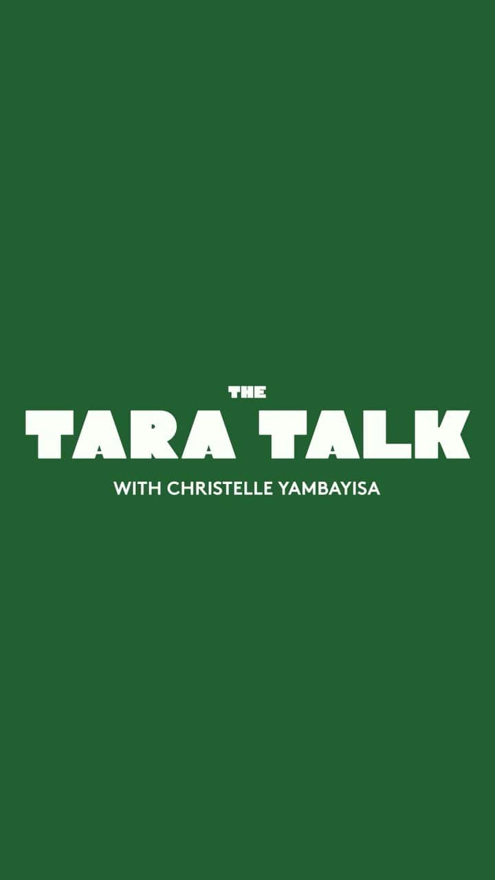 タラジャーモンのインスタグラム：「THE TARA TALK • avec @christelle.world  Pour ce 2ème episode, nous sommes allés à la rencontre de Christelle Yambayisa, mannequin depuis 6 ans mais aussi photographe. Une casquette plus discrète qui cache pourtant une histoire et une vraie démarche. Bien plus que le beau, Christelle capture des instants, des émotions, des intentions, elle exprime son désir de ne plus jamais oublier et cultive l’art de la rencontre. Marquée par la guerre et le génocide au Rwanda, le silence, les souvenirs étouffés, c’est dans les blessures de son enfance qu’est née sa vocation et en venant en France qu’elle a trouvé sa liberté. Bouleversée par sa carrière de mannequin, elle n’en a pas moins perdu l’envie de donner du sens à son parcours. Son premier appareil était un jetable et il a été le début de sa propre histoire…  🎥 @chloebruhat  ✍🏻 @lesfeaturings  #taratalk #taragirls #tarajarmon」