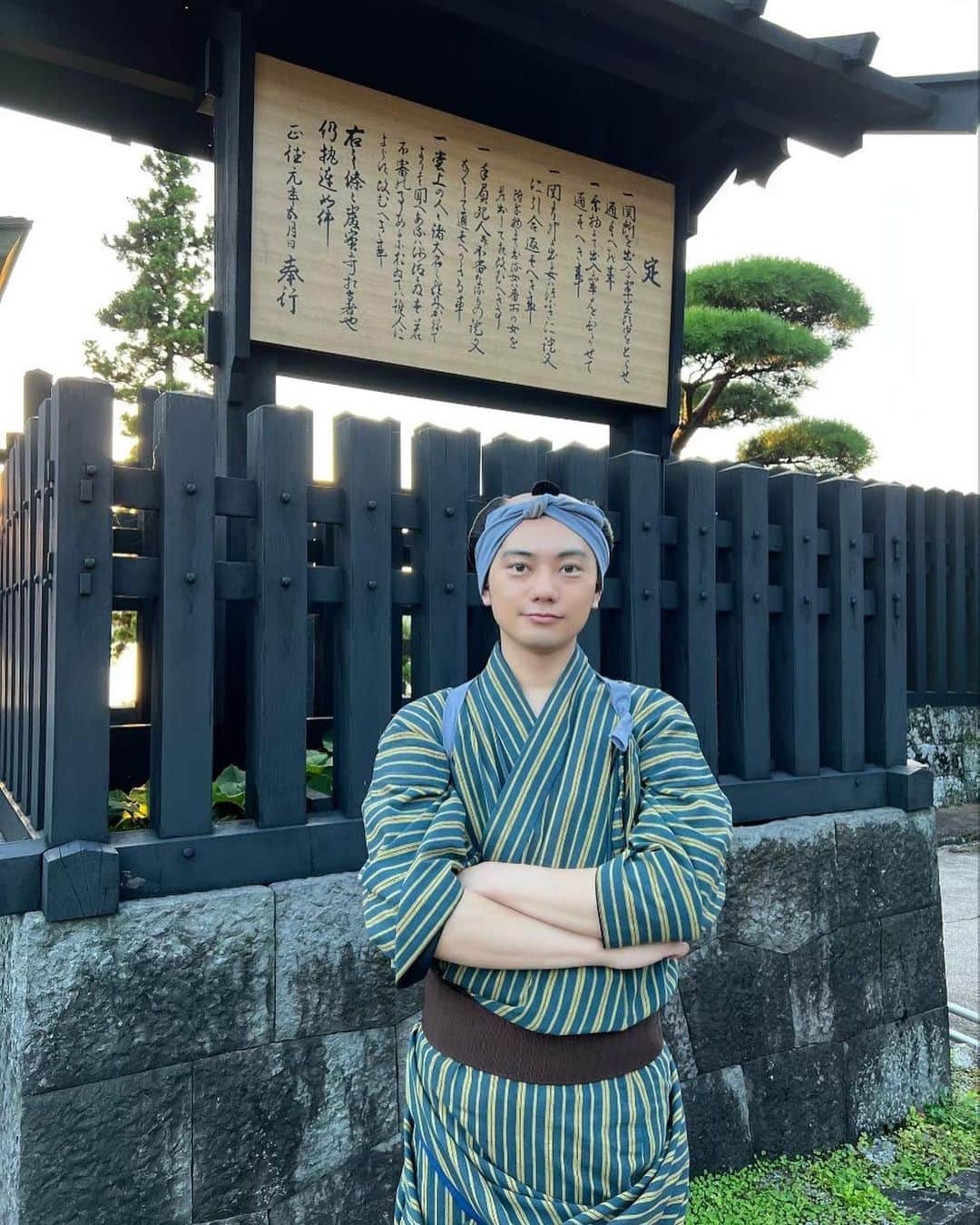 のインスタグラム：「10月1日東海テレビにて放送の『知らなきゃ損する！スゴい偉人のヤバい話』平賀源内ドラマパートに出演させて頂きます。 23：45分〜です！ 久しぶりにカツラ着けました🦲 是非ご覧ください〜！  #東海テレビ #スゴイ偉人のヤバい話」
