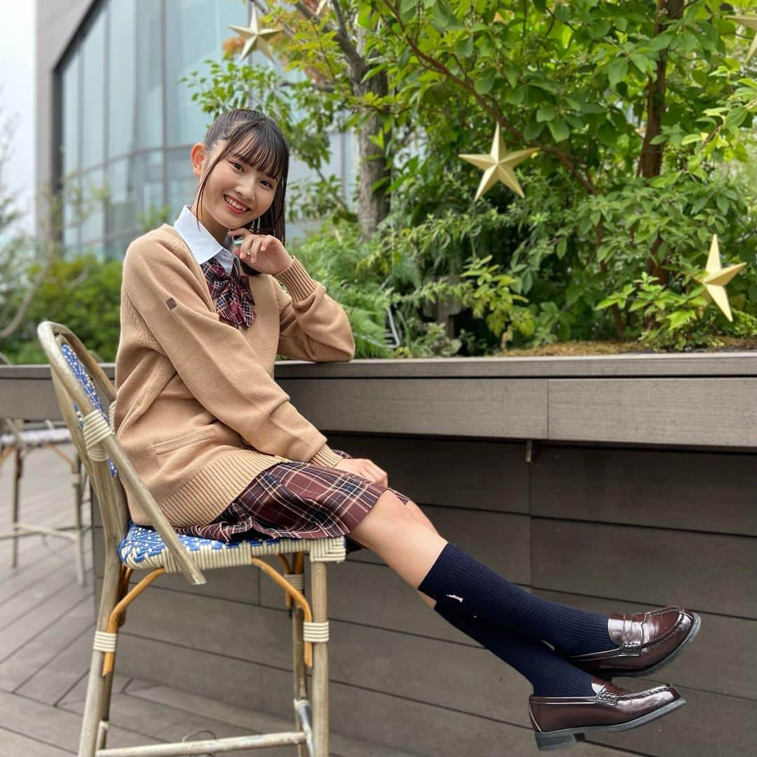 制服専門店CONOMiさんのインスタグラム写真 - (制服専門店CONOMiInstagram)「【原宿店】 カーディガンの季節が来た！ モデル▷▶ @saki_ymcitron  ・ #conomi #制服 #なんちゃって制服 #制服アワード #制服コーデ #制服交換 #制服アレンジ #制服ディズニー #制服ユニバ #学校 #女子高生 #放課後 #放課後jk #jkブランド #fjk #sjk #ljk #jkの素敵な思い出 #青春 #アオハル #青春フォトグラフ #平成ギャル #平成ギャルポーズ #ライクポーズ #顔隠しポーズ #きゅーななぱーせんと #ハルイロセカイ #ootd #japanesefashion #fyp」9月30日 10時16分 - conomi_official