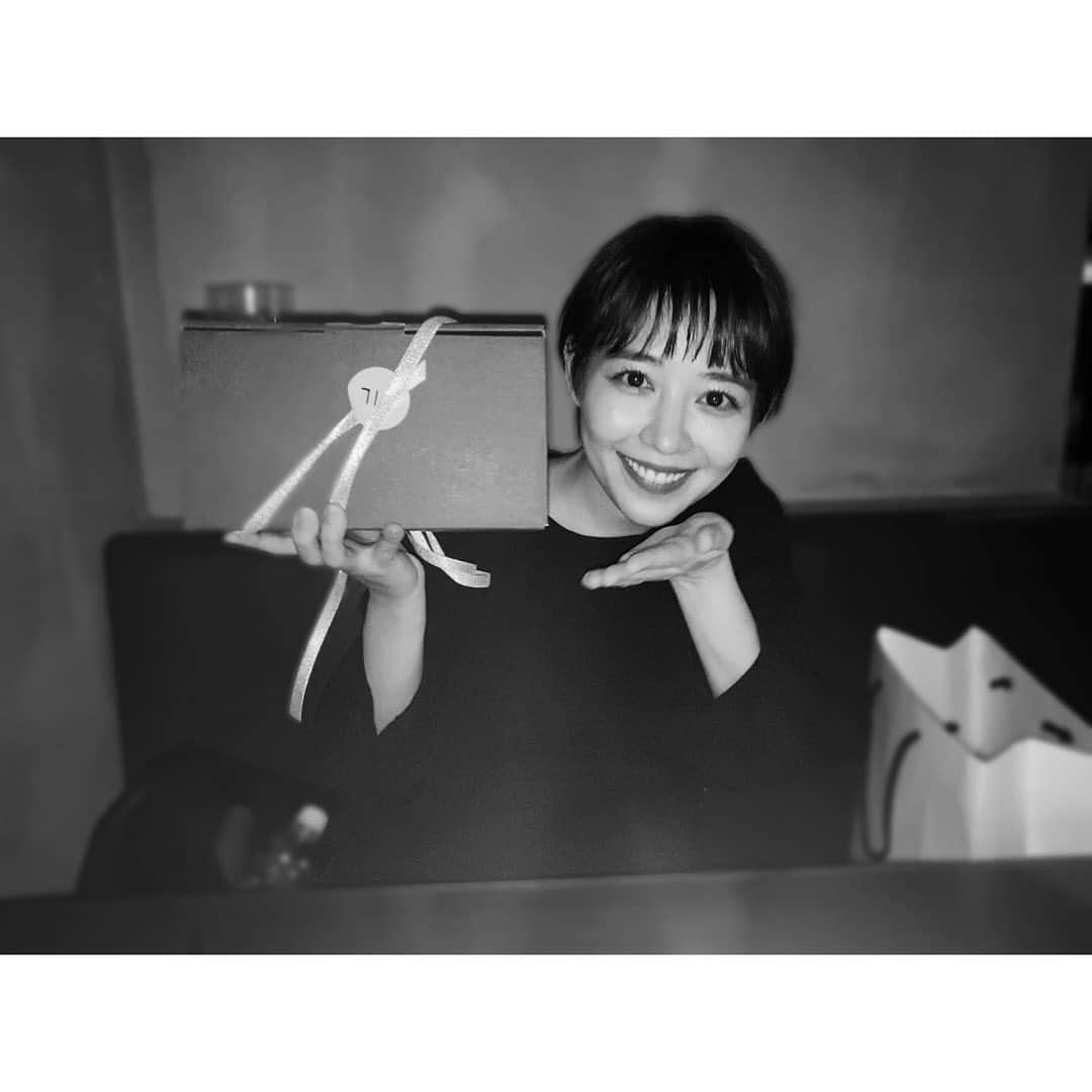 吉谷彩子さんのインスタグラム写真 - (吉谷彩子Instagram)「🤍🖤🤍🖤」9月30日 11時26分 - ayako_yoshitani
