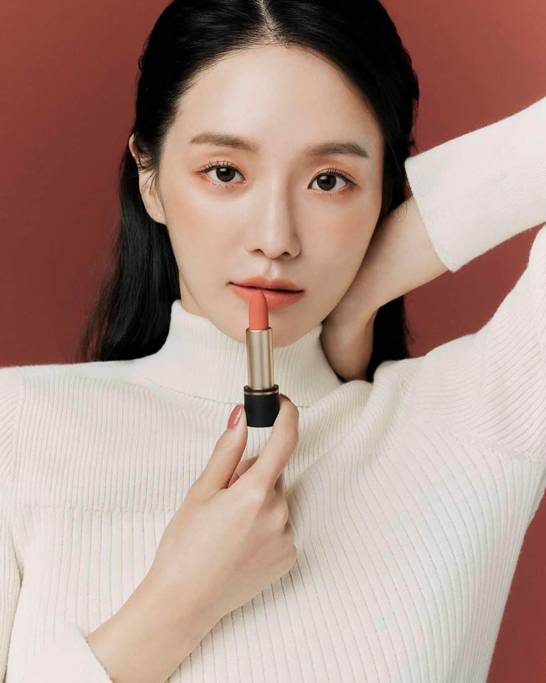 パク・ギュヨンさんのインスタグラム写真 - (パク・ギュヨンInstagram)「@mine___official #cosmetics 💄」9月30日 11時48分 - lavieenbluu