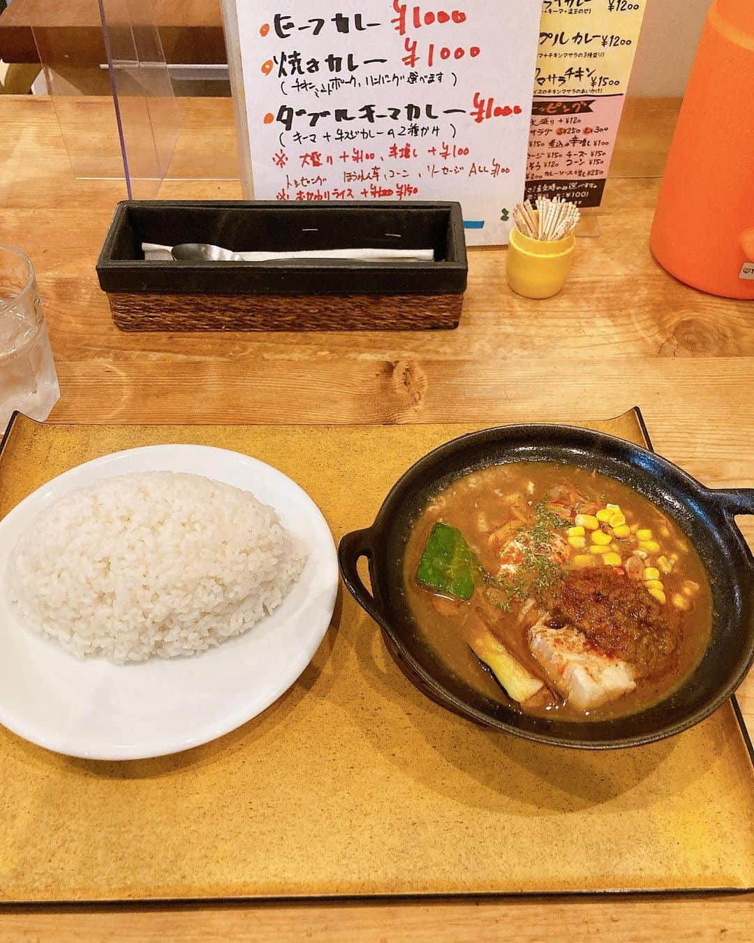 狩野大さんのインスタグラム写真 - (狩野大Instagram)「【美味しかった食べ物】 幡ヶ谷カリヒオ。 ルーの味が甘辛くて食べやすくて トロトロのポークで倒れそうになった。」9月30日 13時12分 - mnpk.fire105