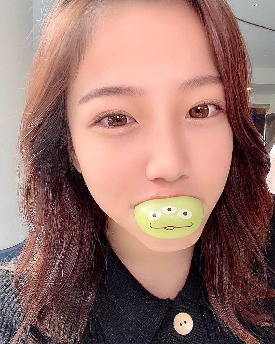 乙陽葵のインスタグラム：「ぱくっ」