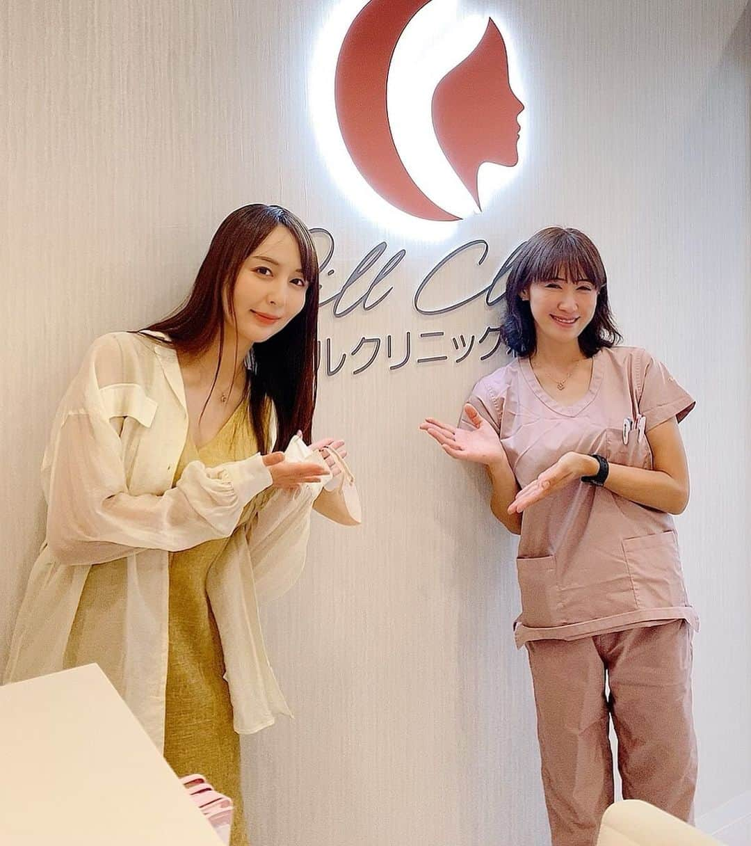 希崎ジェシカさんのインスタグラム写真 - (希崎ジェシカInstagram)「こんにちは☺️  @pillclinic_shinjuku さんに行ってから １ヶ月経ちました🍒  今回私が受けた施術は ウルトラヴィラ（しかもプレミアム🙌） なので、想像以上の効果を実感してます🤫  ふっくら感があるんです🍗🍗笑  施術中の痛みは全くないのに しっかりした効果あるので 最近は友達にもおすすめしてます✨  メンテナンスとしては 1年に1回とかでも良いみたいなので 女性にとって大切な事なのに誰に相談したら良いかわからない！悩んでいる方がいたら 話しやすいあっこ先生 @dr_akko にぜひ相談してみてほしい💕  ピルクリニックの 女性が女性である事を 楽しめる人生のお手伝いって素敵なお言葉だなぁ🥹🍀  #膣ハイフ　#膣HIFU #ウルトラヴェラ　#yoniHIFU #ヨニハイフ　#ピルクリ膣HIFU #ハイフ　#HIFU #膣ケア　#産後ケア　#膣トレ　#あっこ先生　#産婦人科専門医 #Pillクリニック新宿　#ピルクリ新宿　#婦人科形成　#美容外科 #婦人科 #新宿クリニック」9月30日 18時25分 - kizaki_jessica