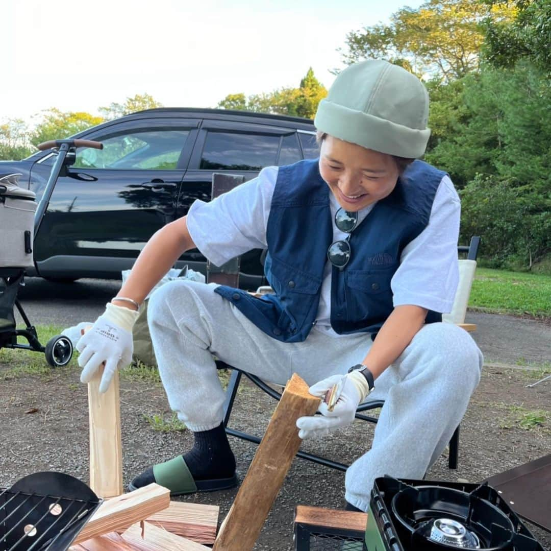 隅田凜のインスタグラム：「🏕🔪🔥 オフにキャンプしに行ってきましたっ！！！ 焚き火を見て無になれる時間と夜の星空が最高なんです✨」