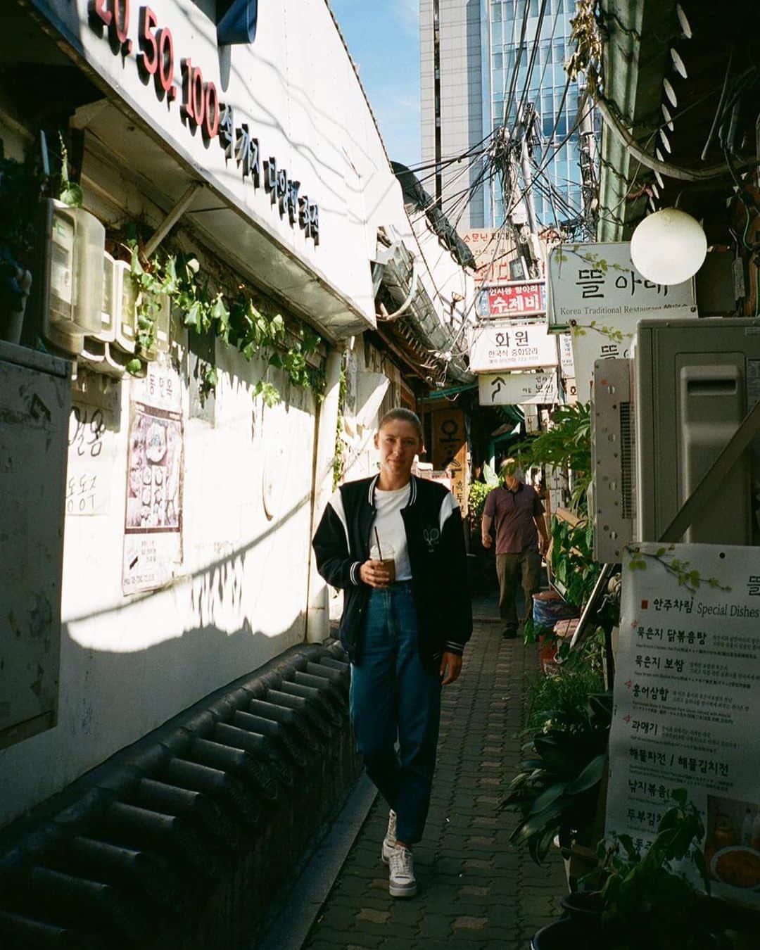 エカテリーナ・アレクサンドロワのインスタグラム：「Some Seoul moments✨」