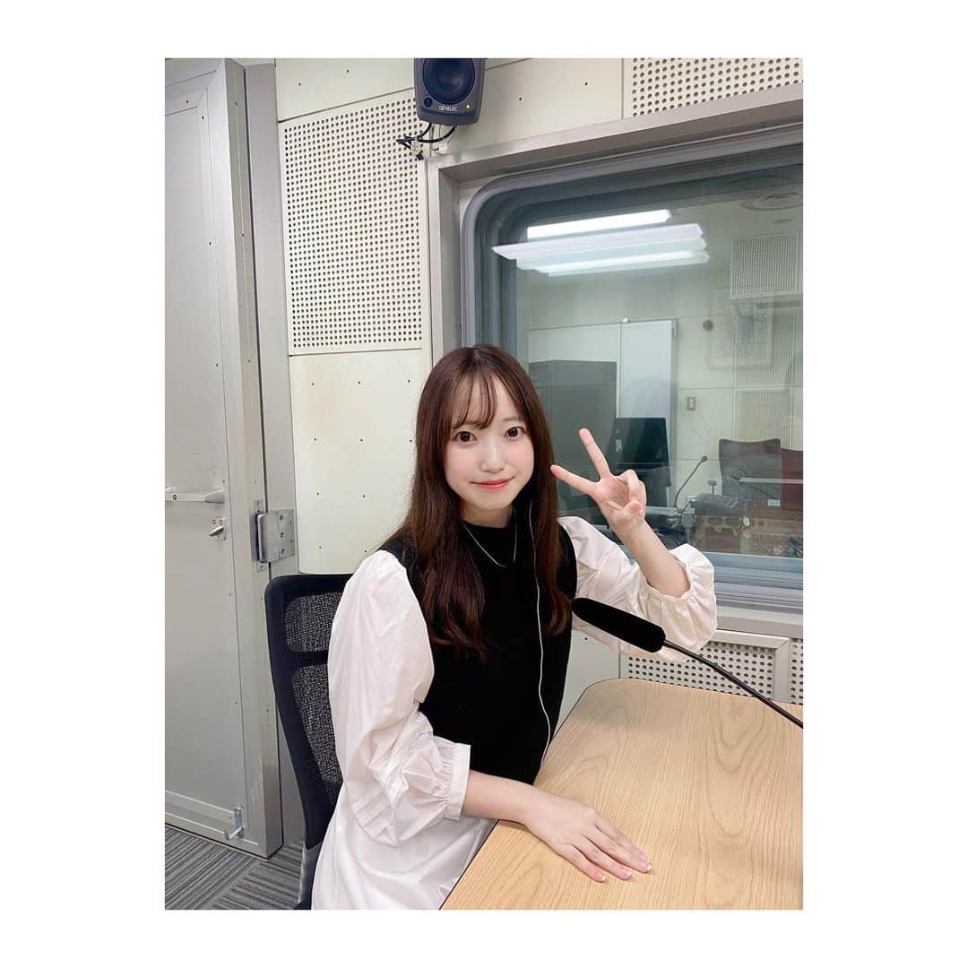 石井奏美のインスタグラム：「明日から10月🎃 驚くほど日々が早い… それほど毎日楽しく過ごせているということかな？  空気が乾燥してきましたので、皆さん体調管理お気をつけください😷  今週もお疲れ様でした💐🧸  #岡山#香川#アナウンサー」
