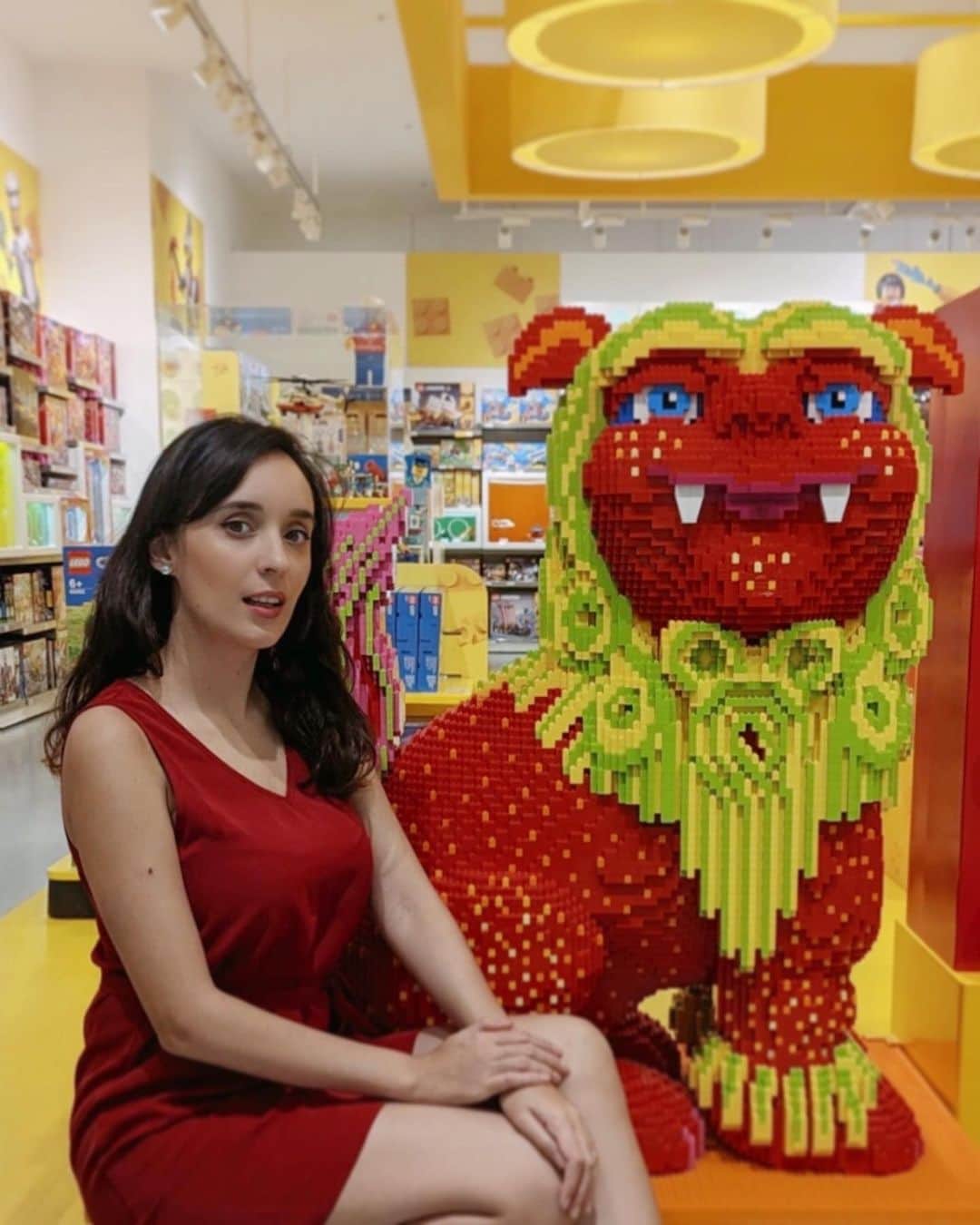 Jade Furutaのインスタグラム：「I’m an Earth Dragon🐉 Sagittarius, what about you?💫 #legodragon #okinawashopping  . . . . . . #exploreokinawa #okinawaholiday #japantravel #japanfun #legofans #earthdragon #jadedragon #lifeinjapan #japaninfluencer #旅インスタグラマー #インスタグラマー」