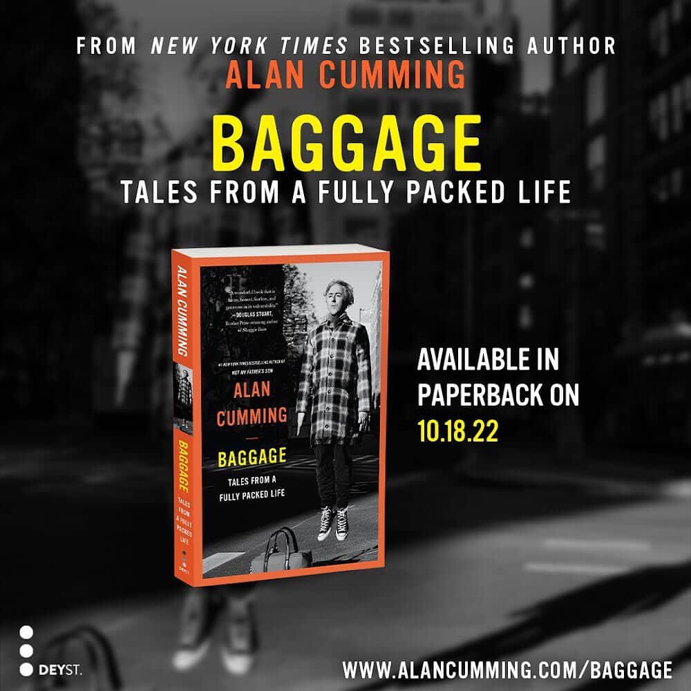 アラン・カミングのインスタグラム：「I agree with absolutely everything @usatoday has to say obviously. Also, the U.S. paperback of my memoir BAGGAGE will be released on October 18th!」