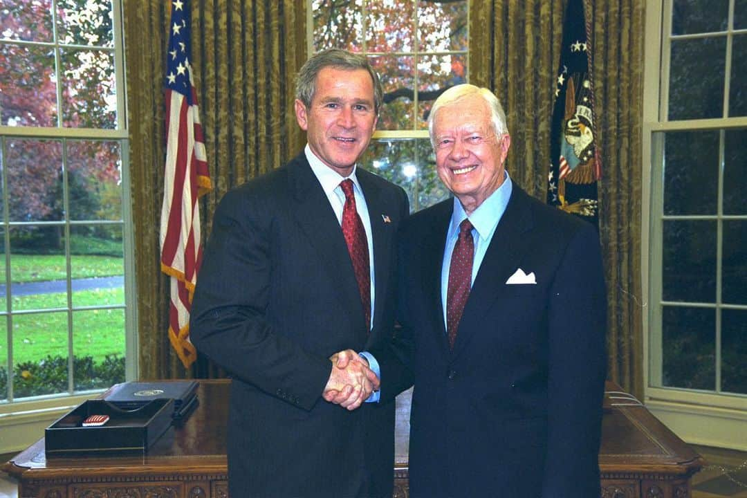 ジョージ・H・W・ブッシュさんのインスタグラム写真 - (ジョージ・H・W・ブッシュInstagram)「Laura and I wish a very happy 98th birthday to President Jimmy Carter this Saturday. @thecartercenter」10月1日 3時52分 - georgewbush