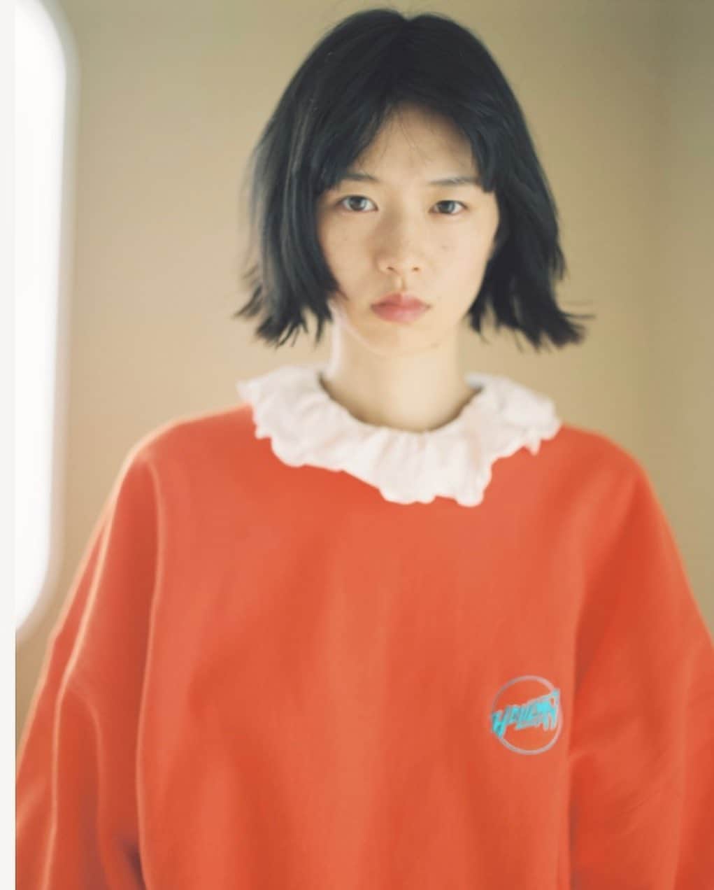 のインスタグラム：「HOLIDAY 2023 SPRING  @holiday_pr   model: Yuki Katayama @papapanthu  photographer:  Ittetsu Matsuoka @ittetsumatsuoka  styling: Koji Oyamada @oyamadakoji  hair&make-up Momiji Saito (eek) @momijisaito  art direction/design:  Yuma Higuchi @yumore  edit: Sakiko Fukuhara @sakikofukuhara」