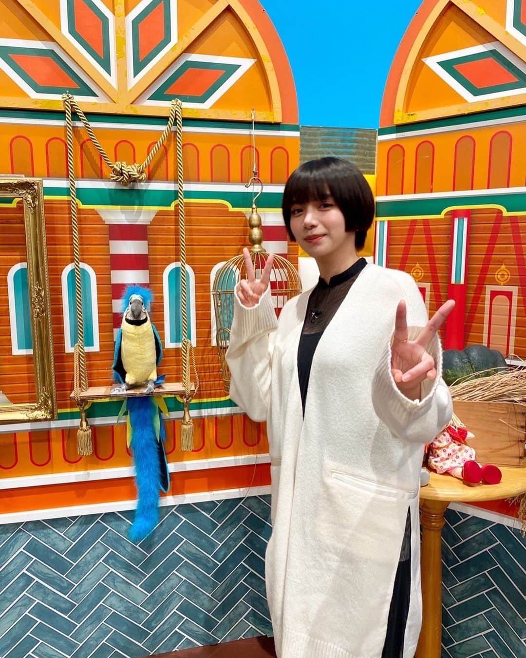 祈りのカルテ 研修医の謎解き診察記録のインスタグラム：「◤番組出演情報◢  📺明日 10月2日(日) 朝10:25〜11:25 『#ニノさん』  #池田エライザ さんが出演します✨  身の回りのものを擬音語で伝える💬 #オノマトペ 伝言ゲームに挑戦‼️ ぜひご覧ください😊  #祈りのカルテ 📋 #日テレ」