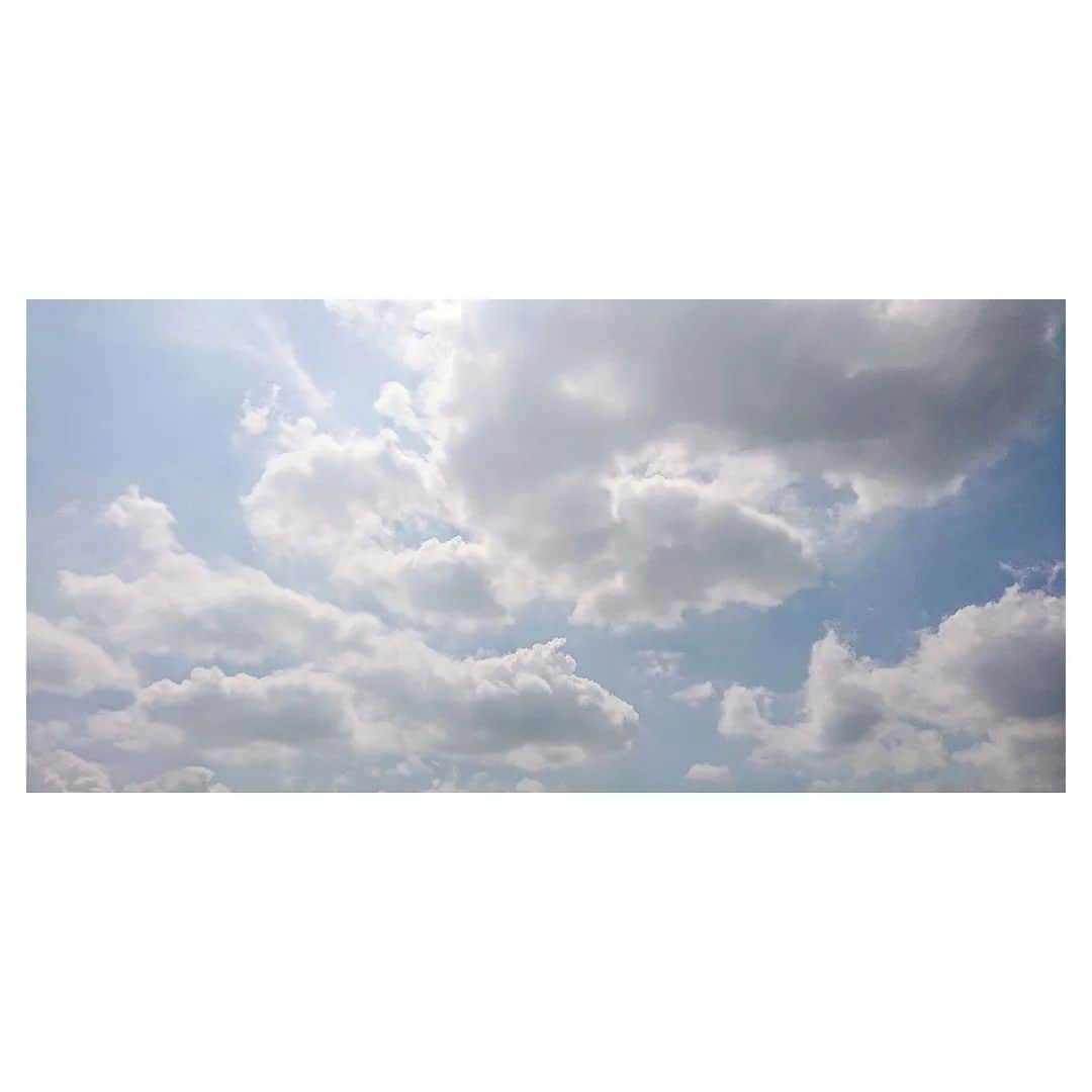 花村怜美さんのインスタグラム写真 - (花村怜美Instagram)「#空 #雲 #自然 #景色 #風景 #sky #cloud #clouds #cloudscape #cloudstagram #skystagram #nature #japan」10月1日 15時28分 - satomi_hanamura