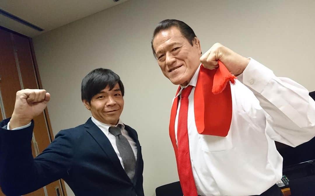 砂山圭大郎のインスタグラム：「燃える闘魂、どうか安らかに…」