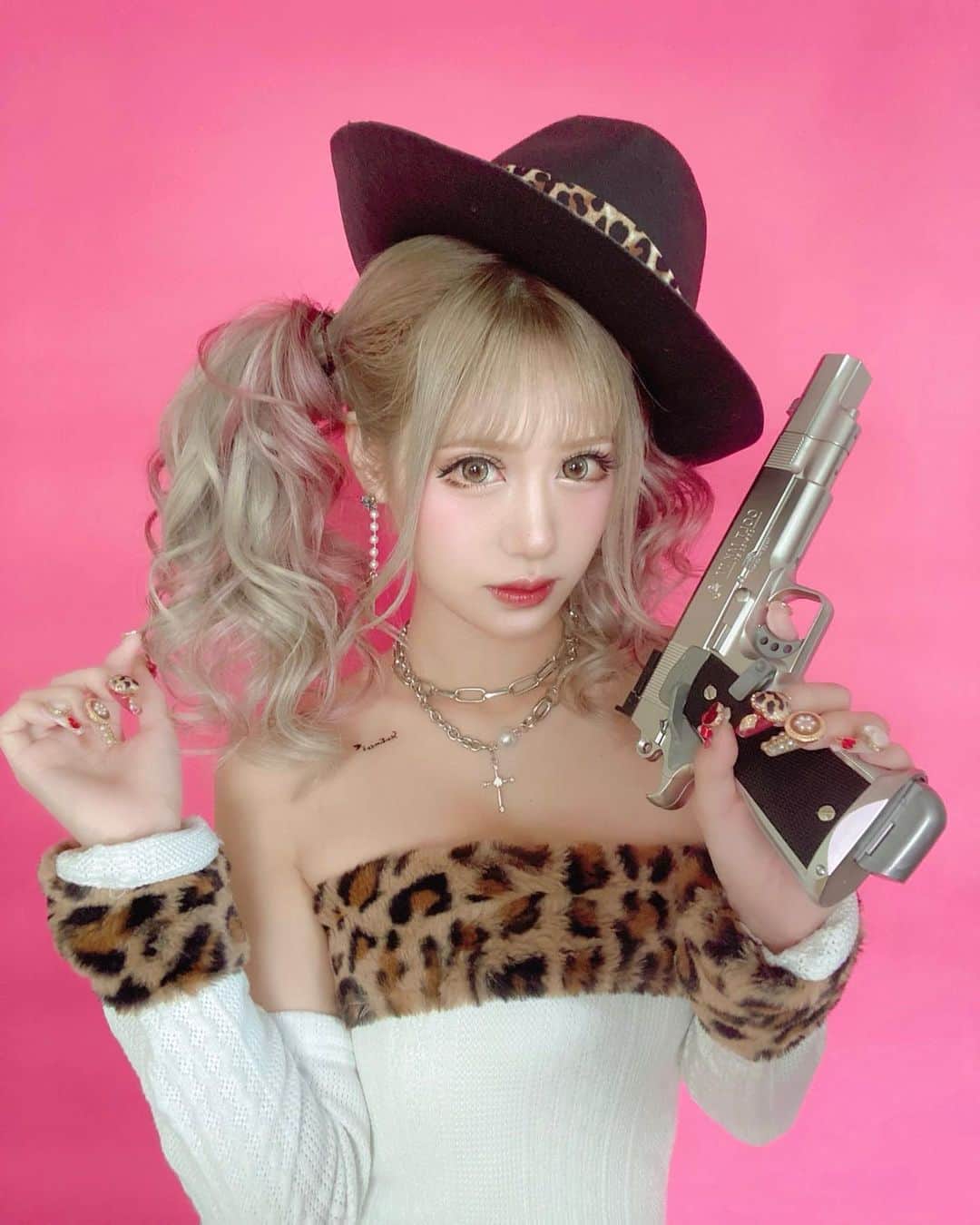 あいめろ姫のインスタグラム：「いつもより強め❤️‍🔥❤️‍🔥❤️‍🔥？」