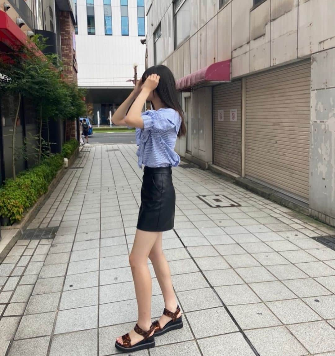 横山莉華さんのインスタグラム写真 - (横山莉華Instagram)「こんばんは🌛♡ いつしかの全身写真📸  朝は肌寒かったりするけど、お昼はまだ暑いね☀️💦  もう少ししたら涼しくなるのかな〜!!꒡̈⃝   #今日好き  #プーケット編   #横山莉華  #高校3年生」10月1日 23時10分 - linka_yokoyama927