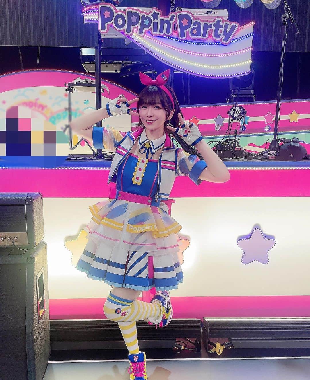 愛美のインスタグラム：「#バンドリ10thライブ #ポピパHPD #衣装 #bangdream #poppinparty」