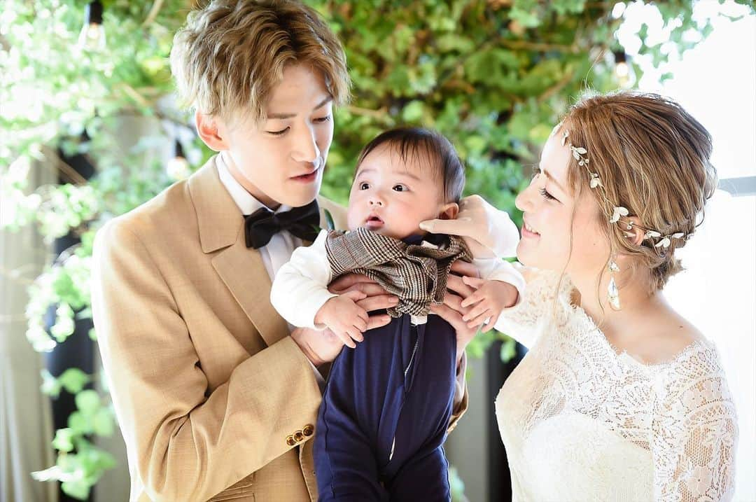 THE STYLE No.20 NEW YORK STYLE WEDDINGのインスタグラム：「週末＆平日ブライダルフェアを開催しております メッセージ or ダイレクトメールからでも予約可能 . ↓ TEL ↓ 086-234-7310 . ↓ MAIL ↓ info-thestyle@styles.jpn.com . #thestyle #wedding #bridal #party #weddingparty #weddingphoto #weddingdress#starwedding #instagood #instalike #love #style #instapic  #結婚式 #結婚 #岡山結婚式 #ウェディング #プレ花嫁 #花嫁#ファーストミート #テーブルコーディネート #結婚式準備 #日本中のプレ花嫁さんと繋がりたい #ウェディングドレス #ウェディングフォト #ウェディングレポ #令和婚」