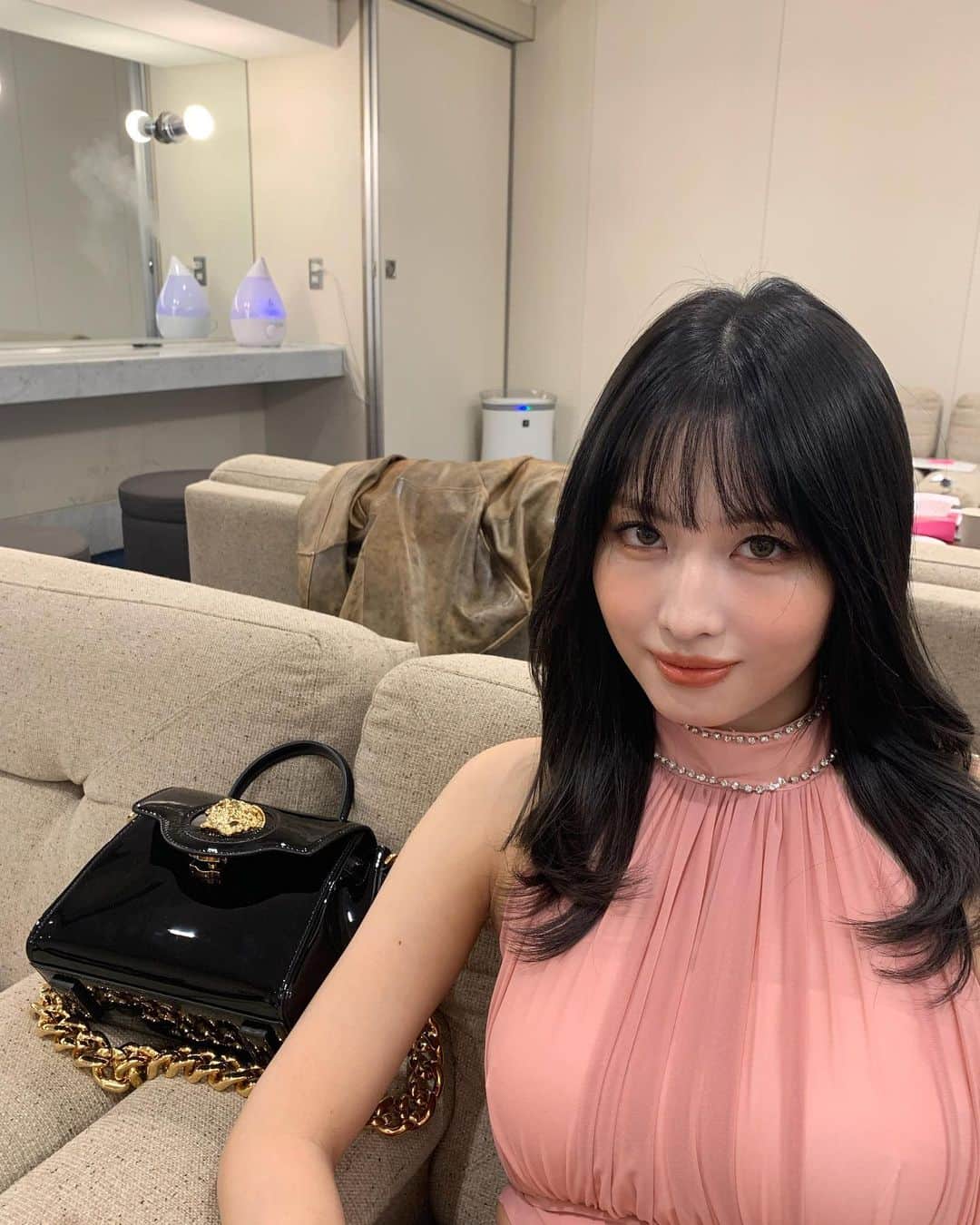 もものインスタグラム：「おんにが撮ってくれたしゃしん🌸🐇」