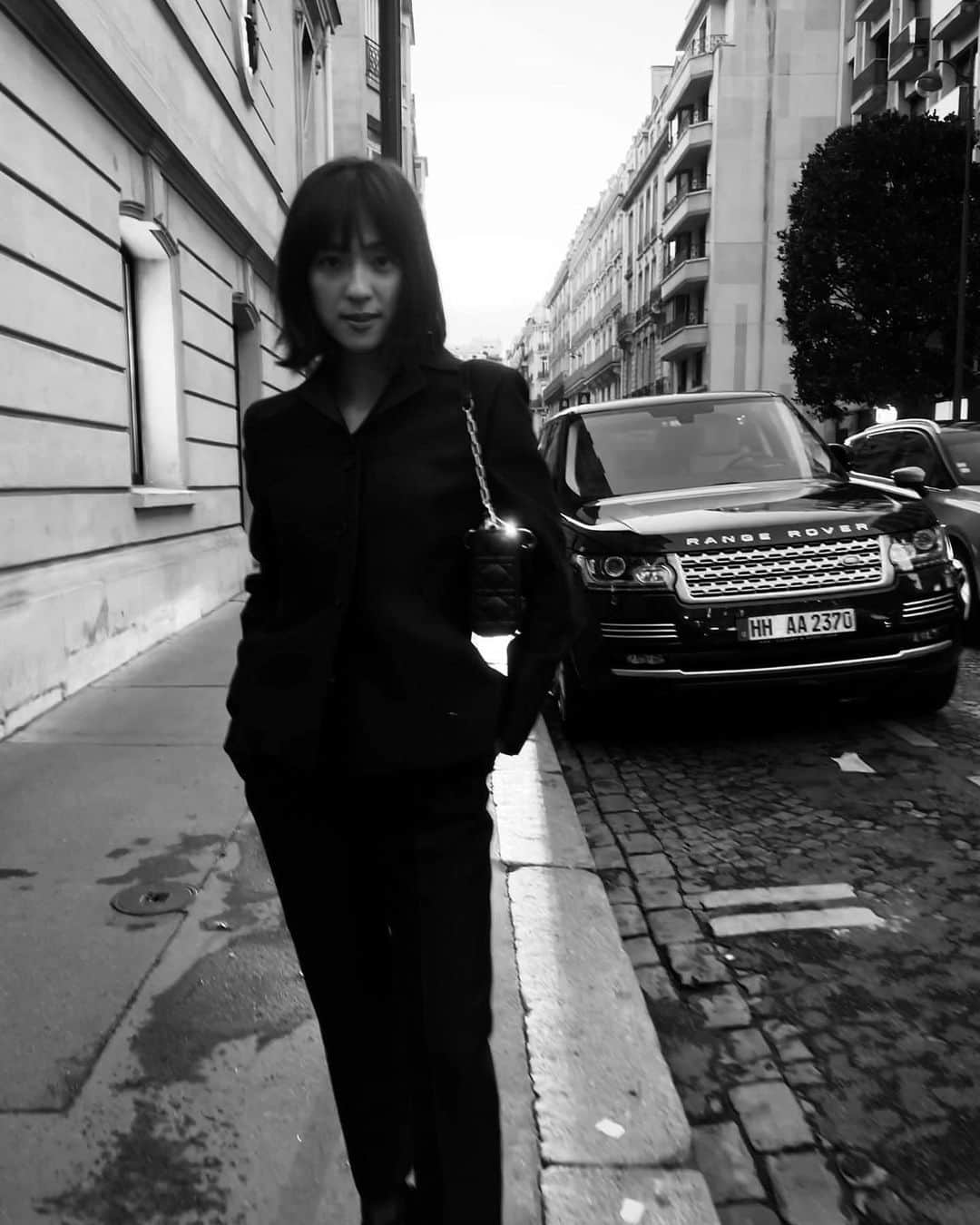 中村アンさんのインスタグラム写真 - (中村アンInstagram)「🖤 @dior #Diorss23 #DiorBarjacket #LADYDIOR」10月2日 17時24分 - cocoannne
