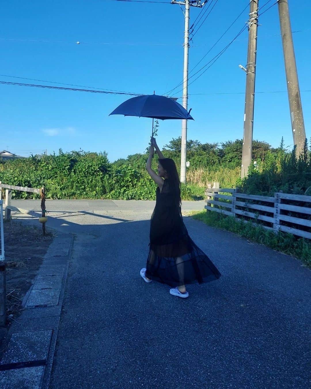 高城れにさんのインスタグラム写真 - (高城れにInstagram)「いい風と青空💙  #青空フォト」10月2日 21時17分 - takagireni_official