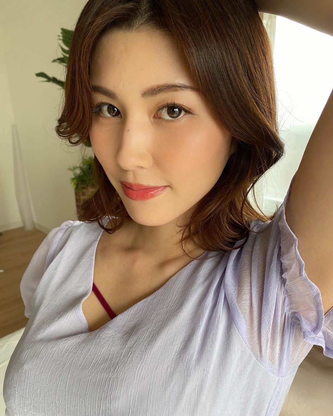 美乃すずめのインスタグラム：「＊  🫦💋💕」